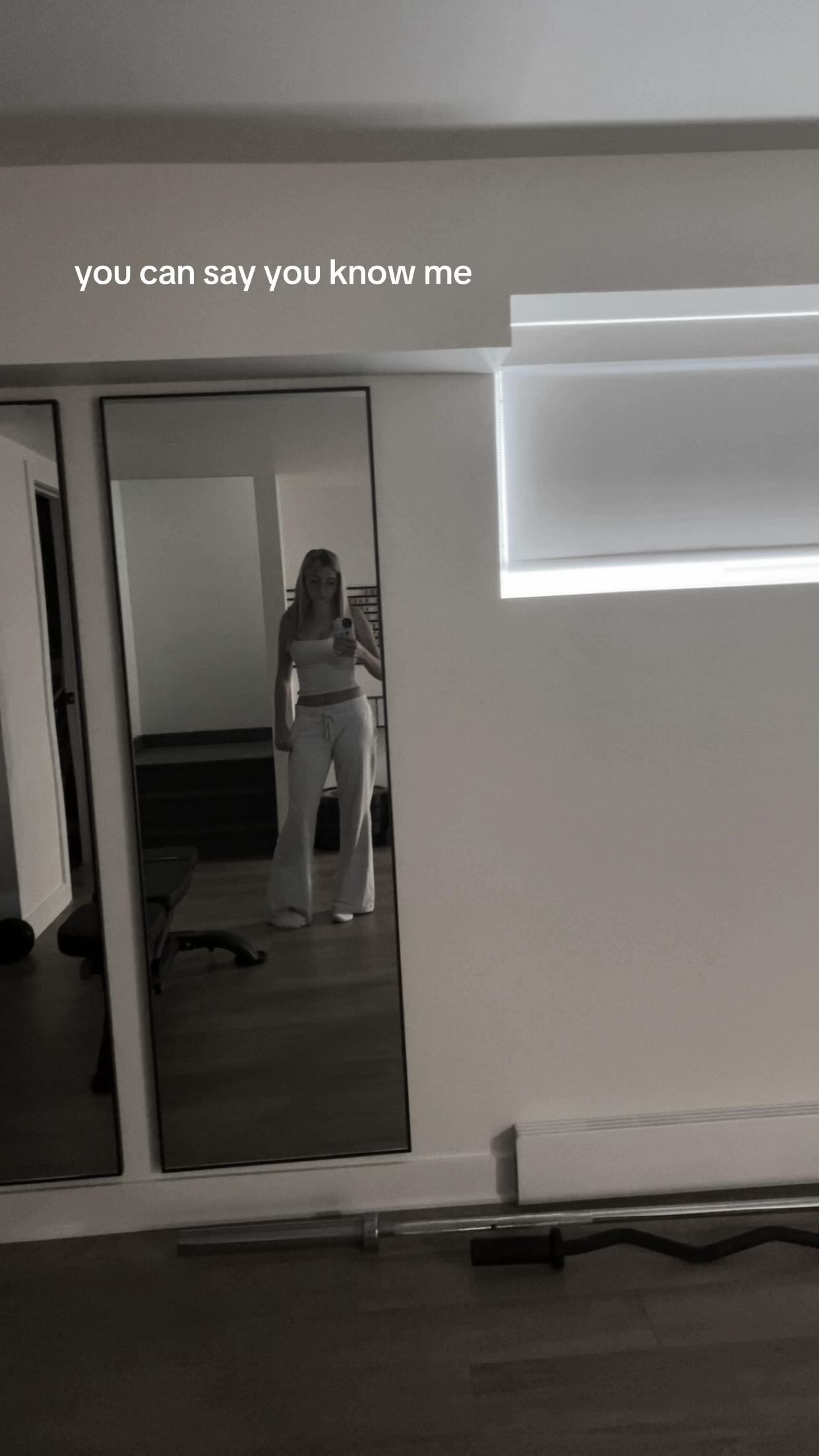@𝓜