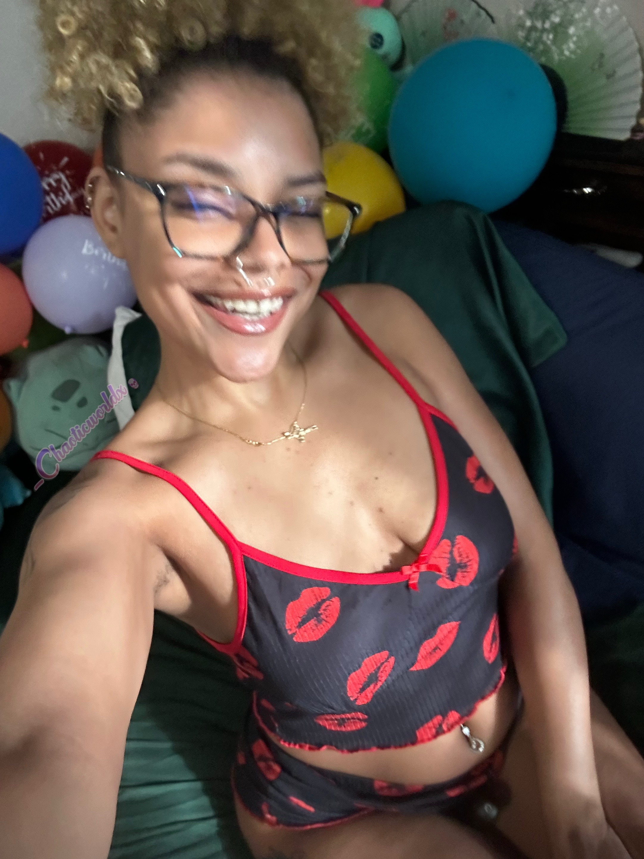 @_chaoticworldx