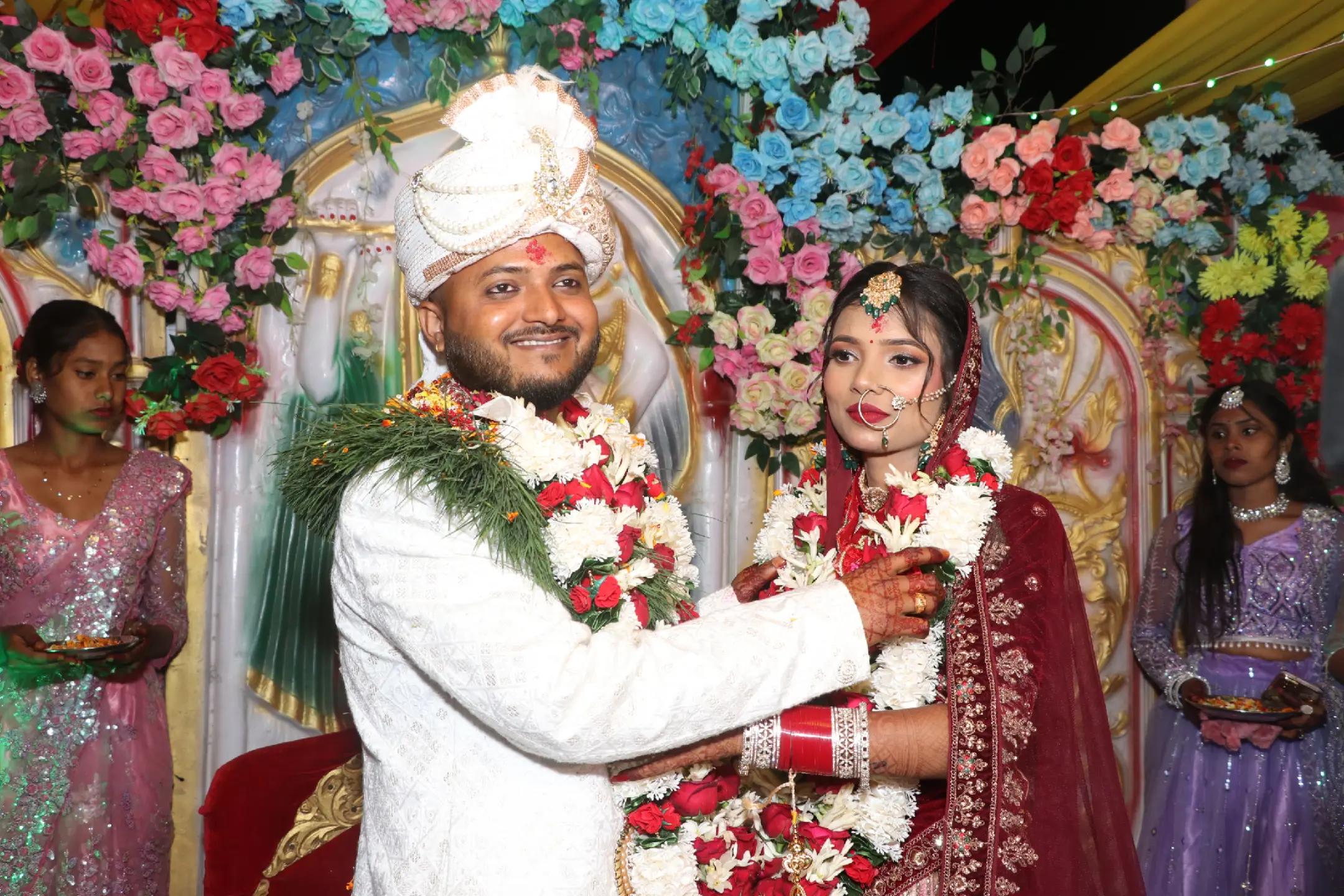 @❣️dipika kapar❣️