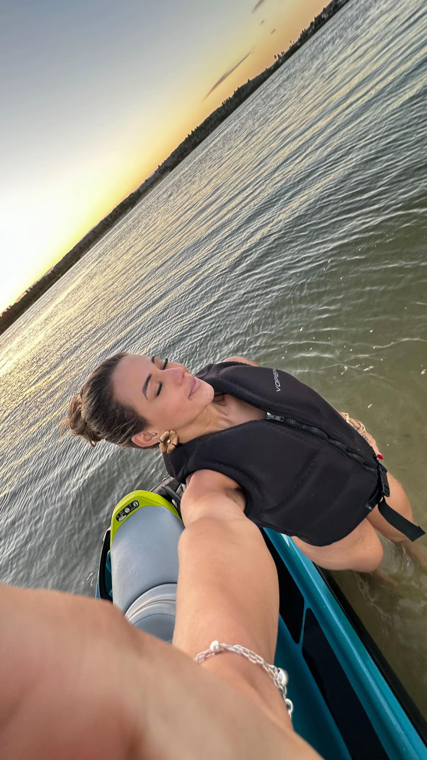 @AS