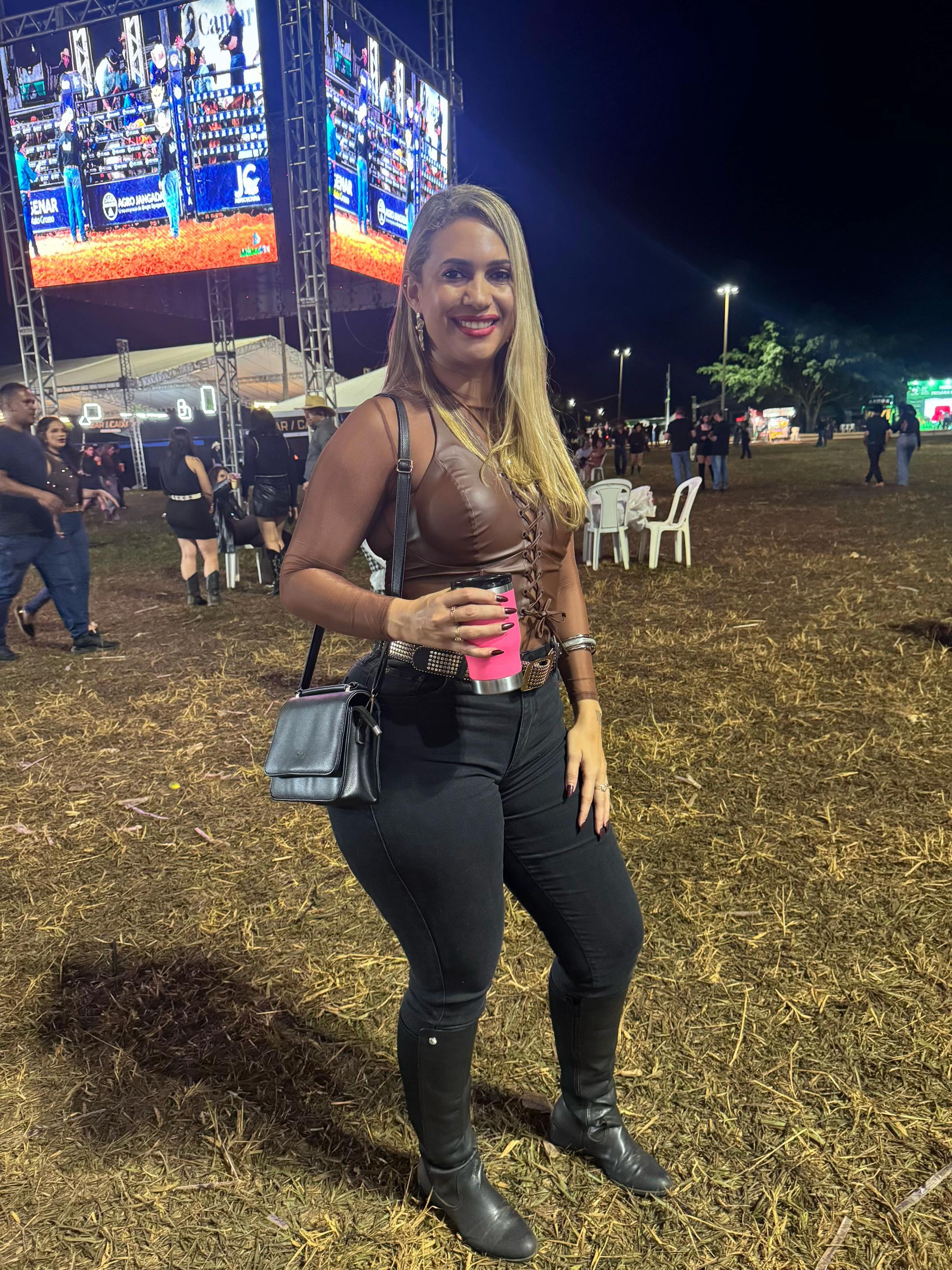 @Jessica Br&aacute;z