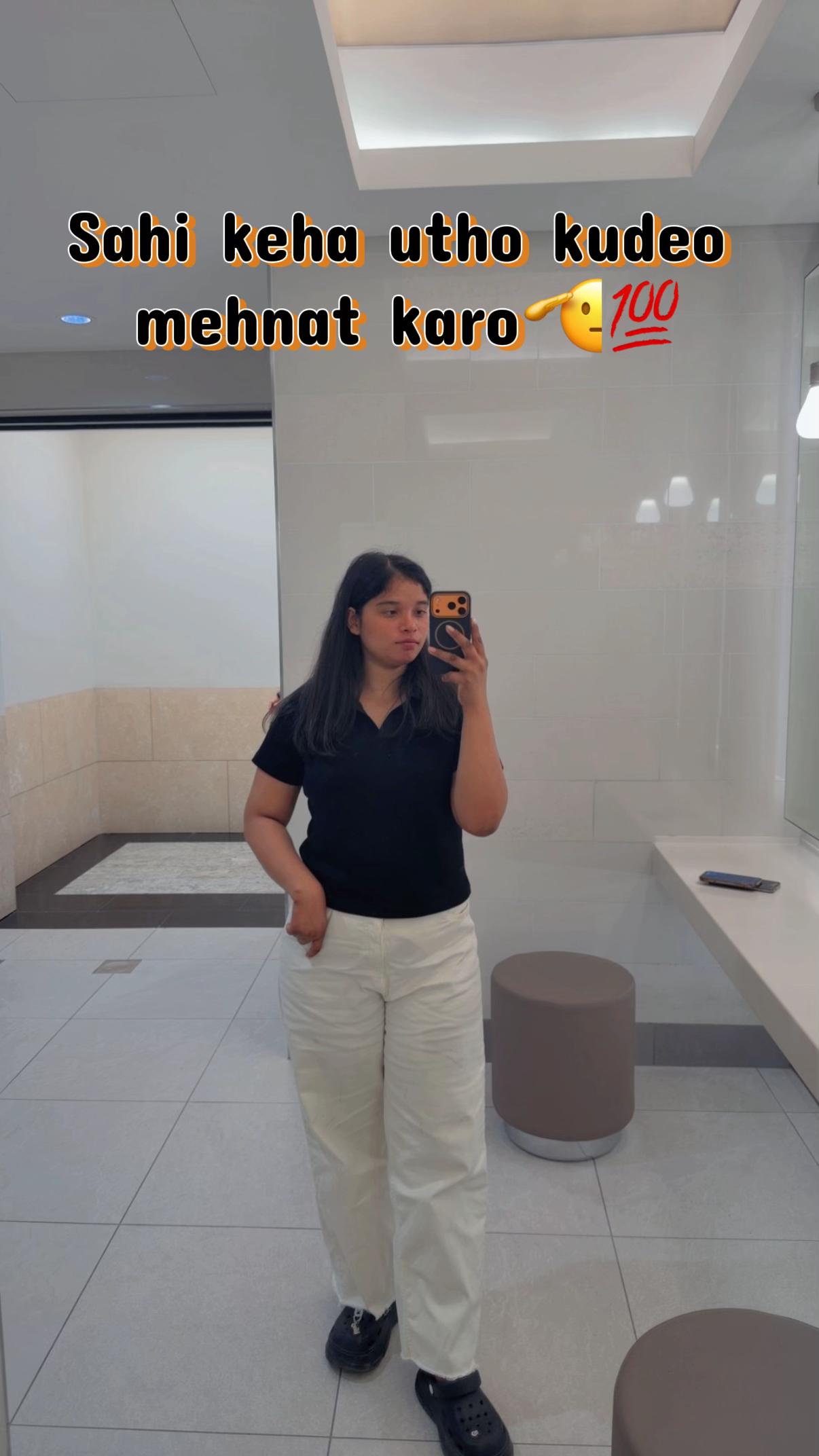 @(Nishubattra) world queen 👸