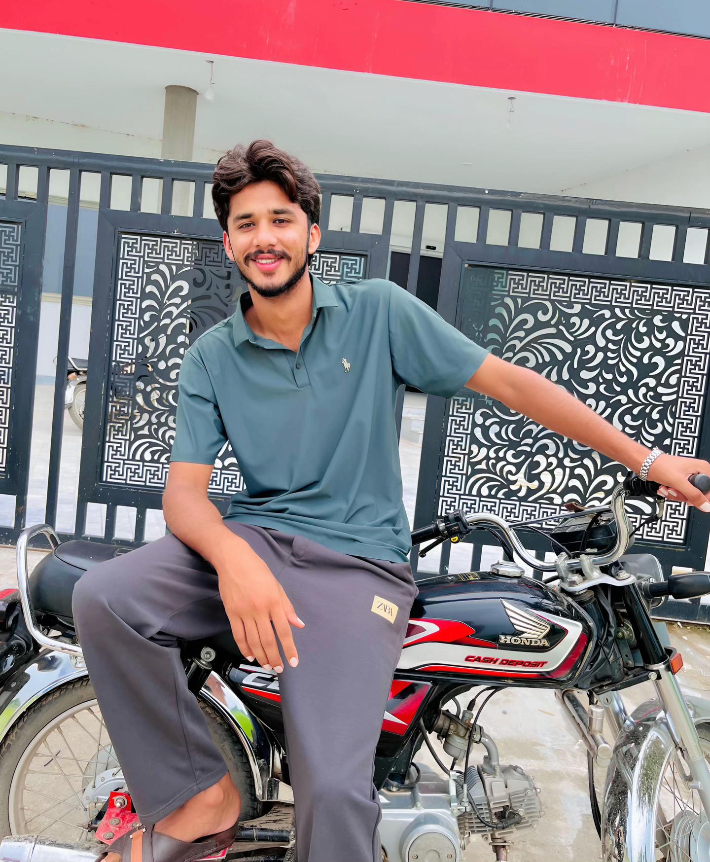 @CH Ahmad Chattha😈