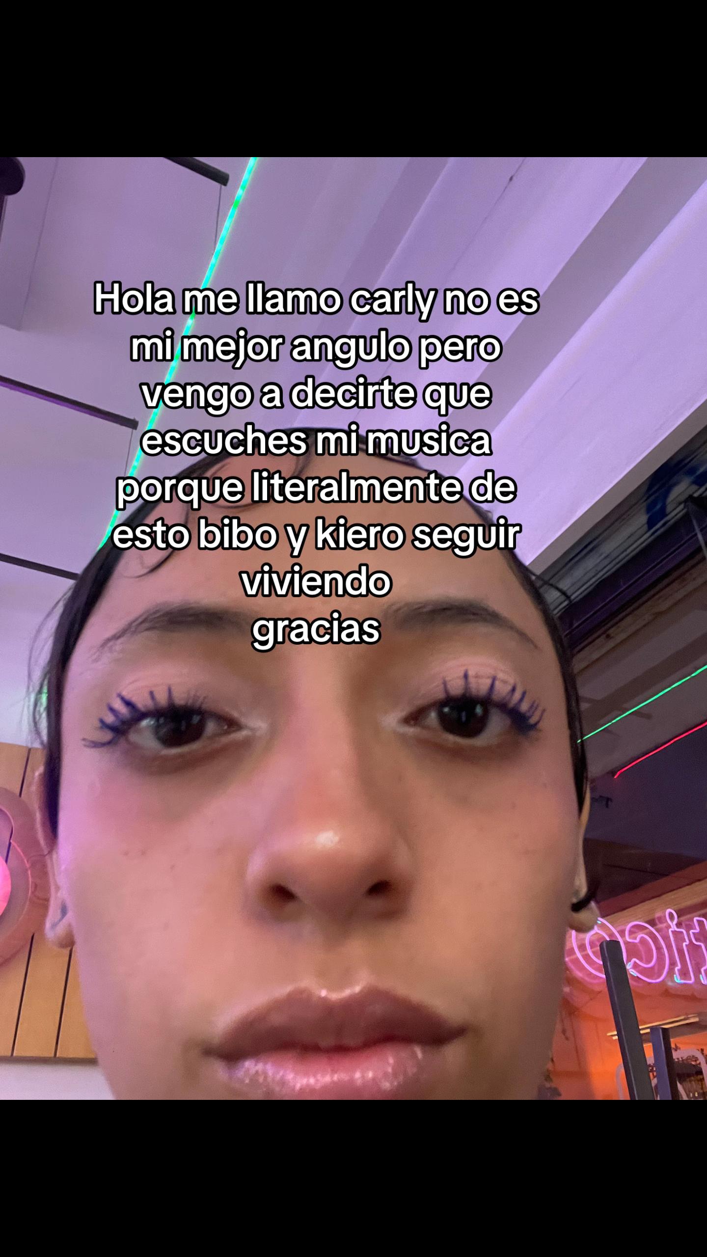 @¡Carly