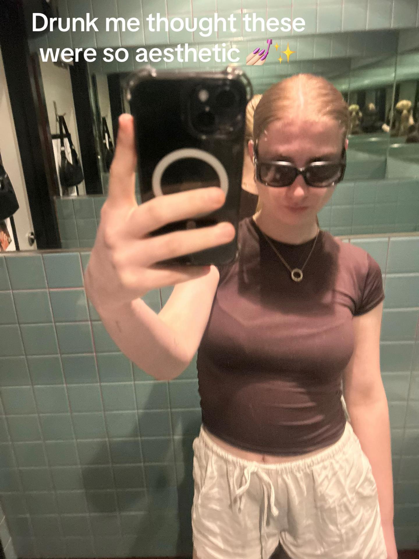 @lilyfrommodernfamily
