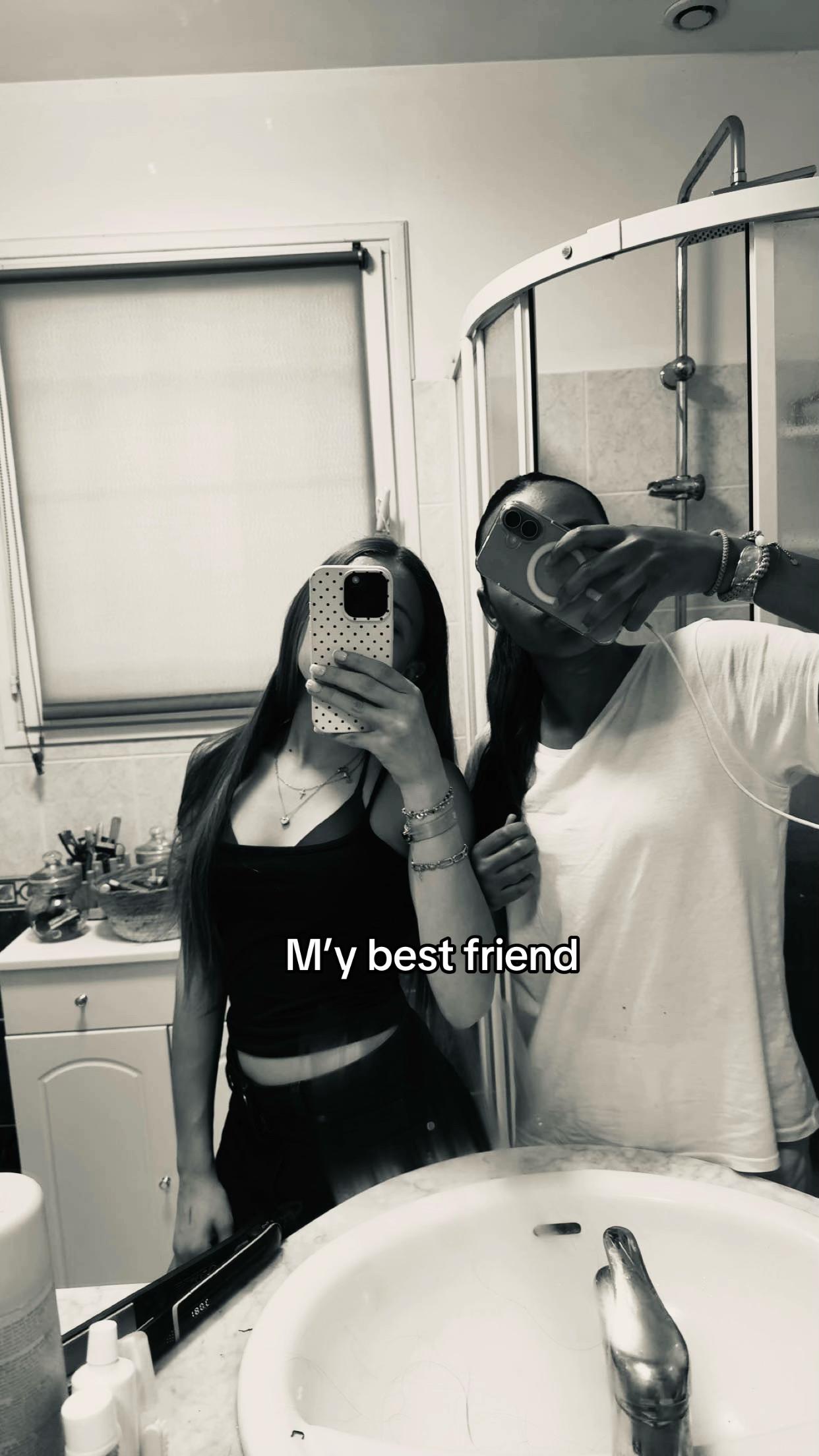 @𝐋.𝐈.𝐋.𝐎.𝐔