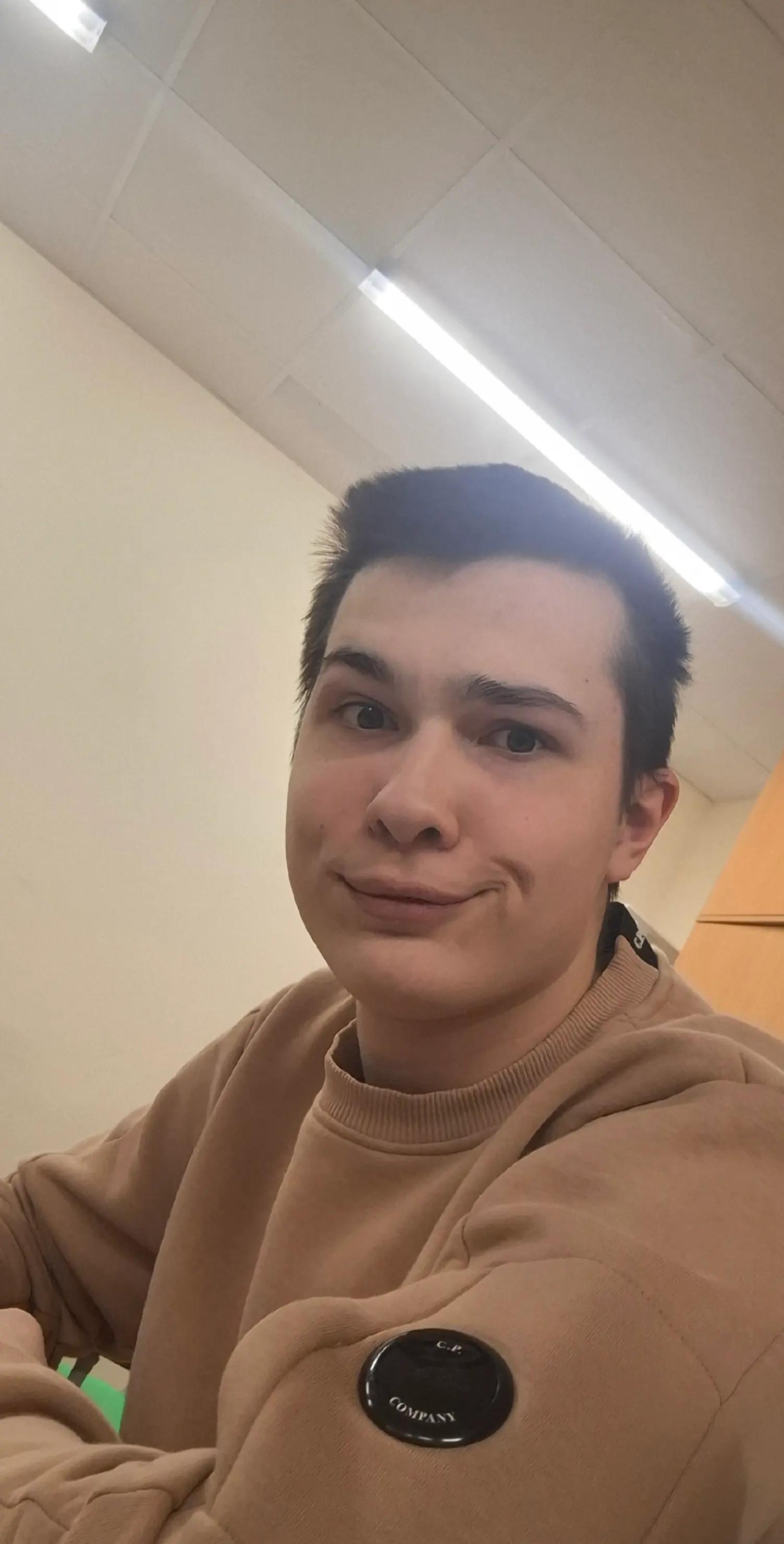 @7