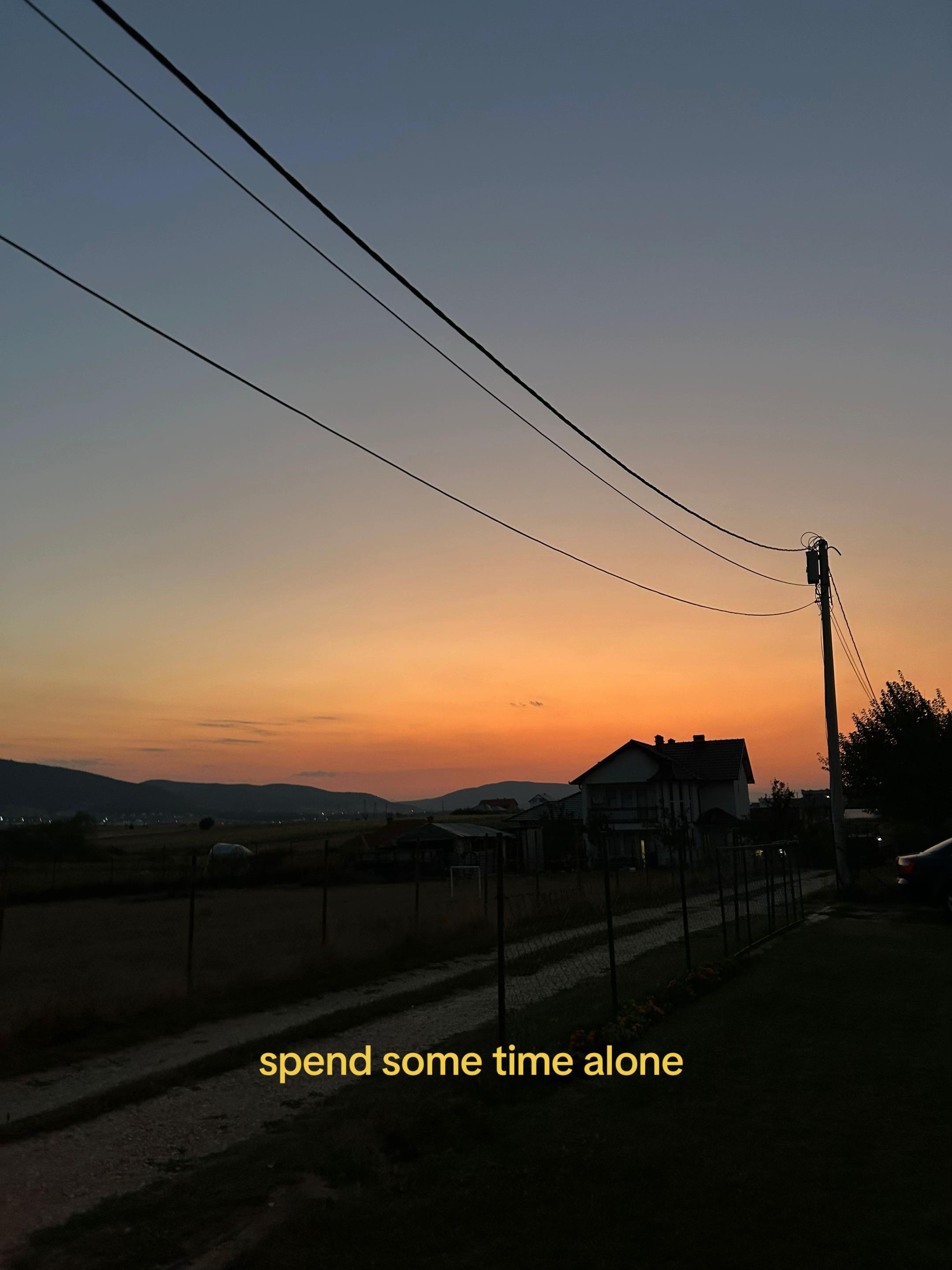 @rora🕷️