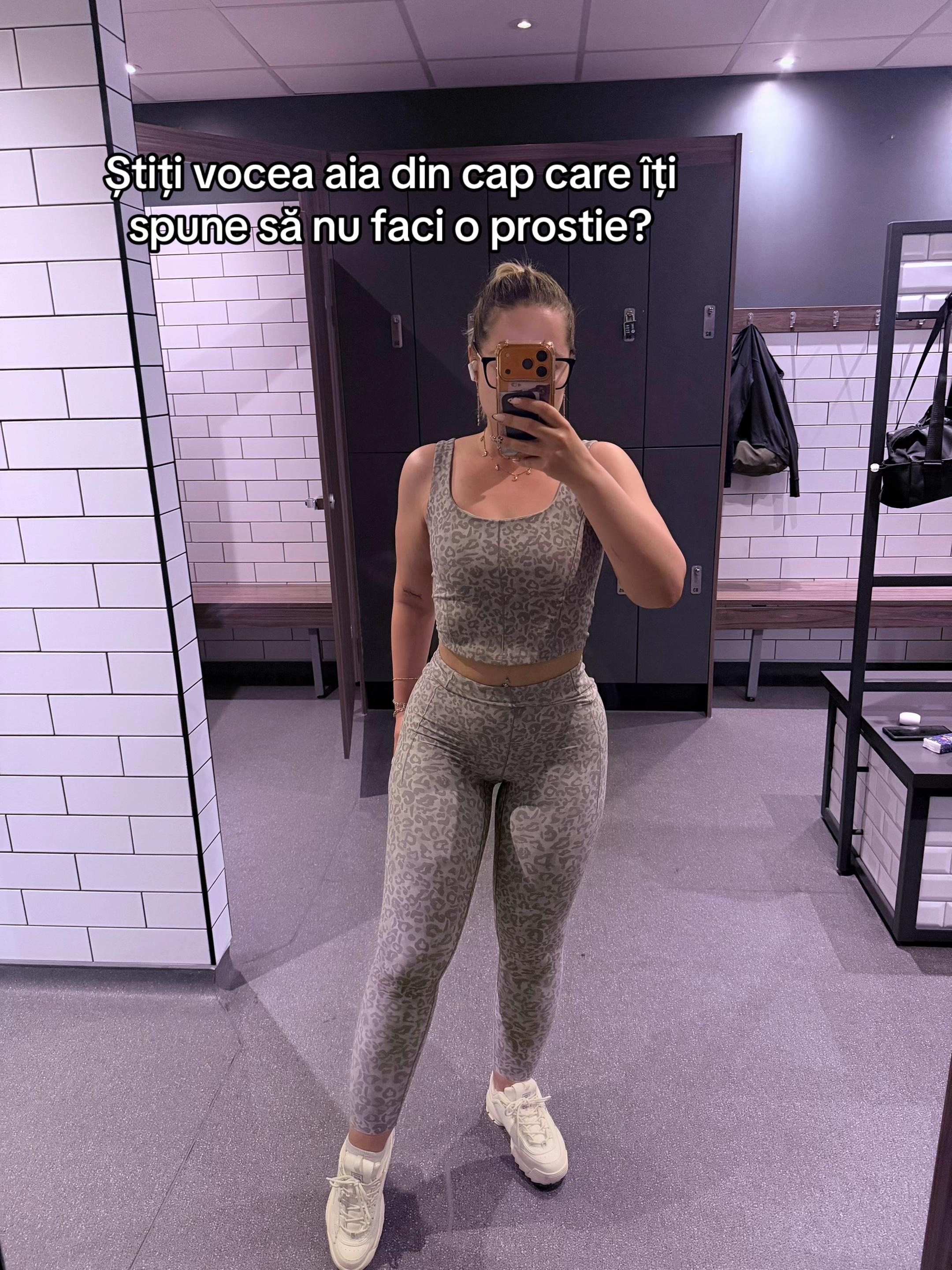 @R U X 🤍
