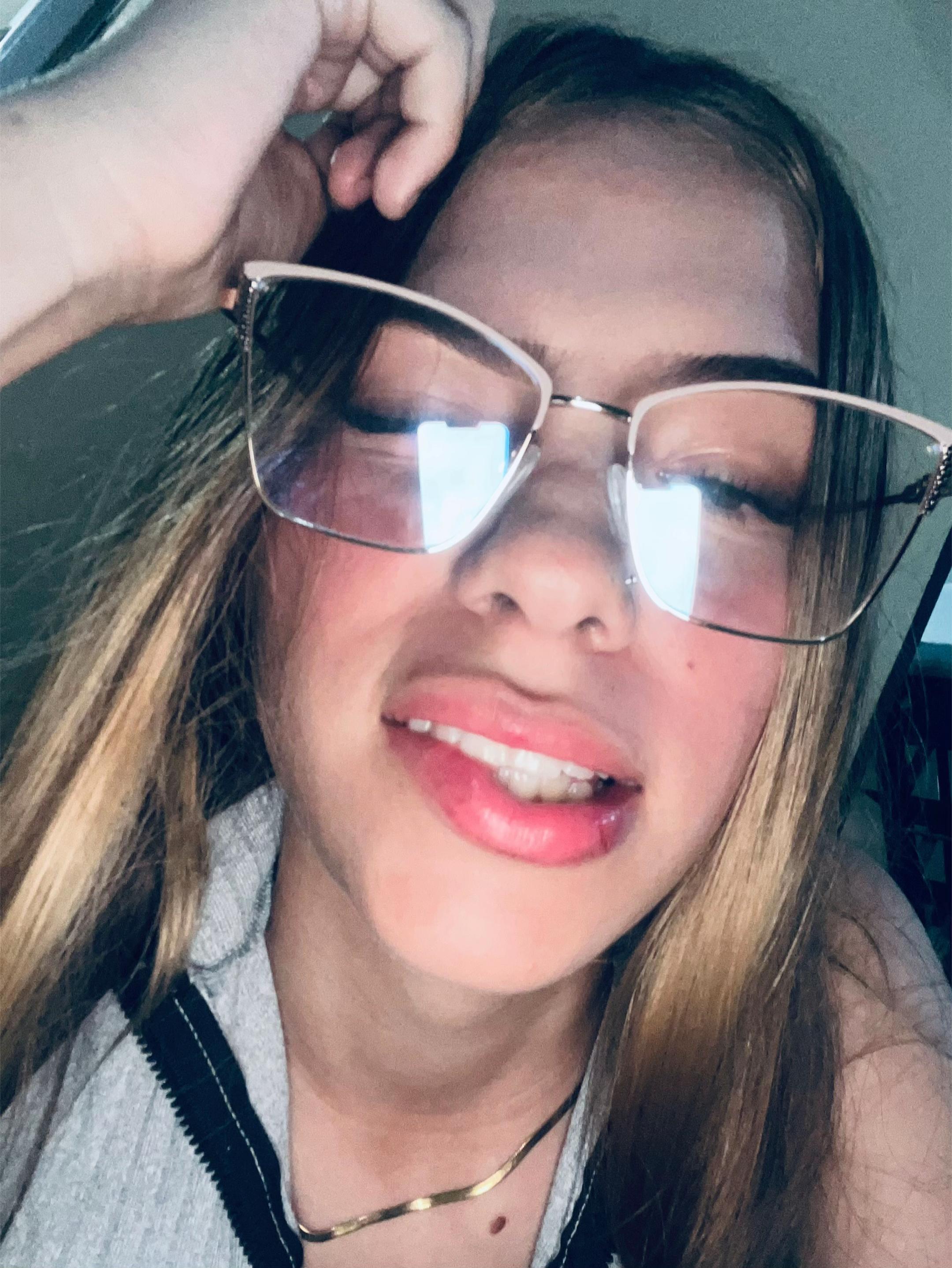 @Paola👑.