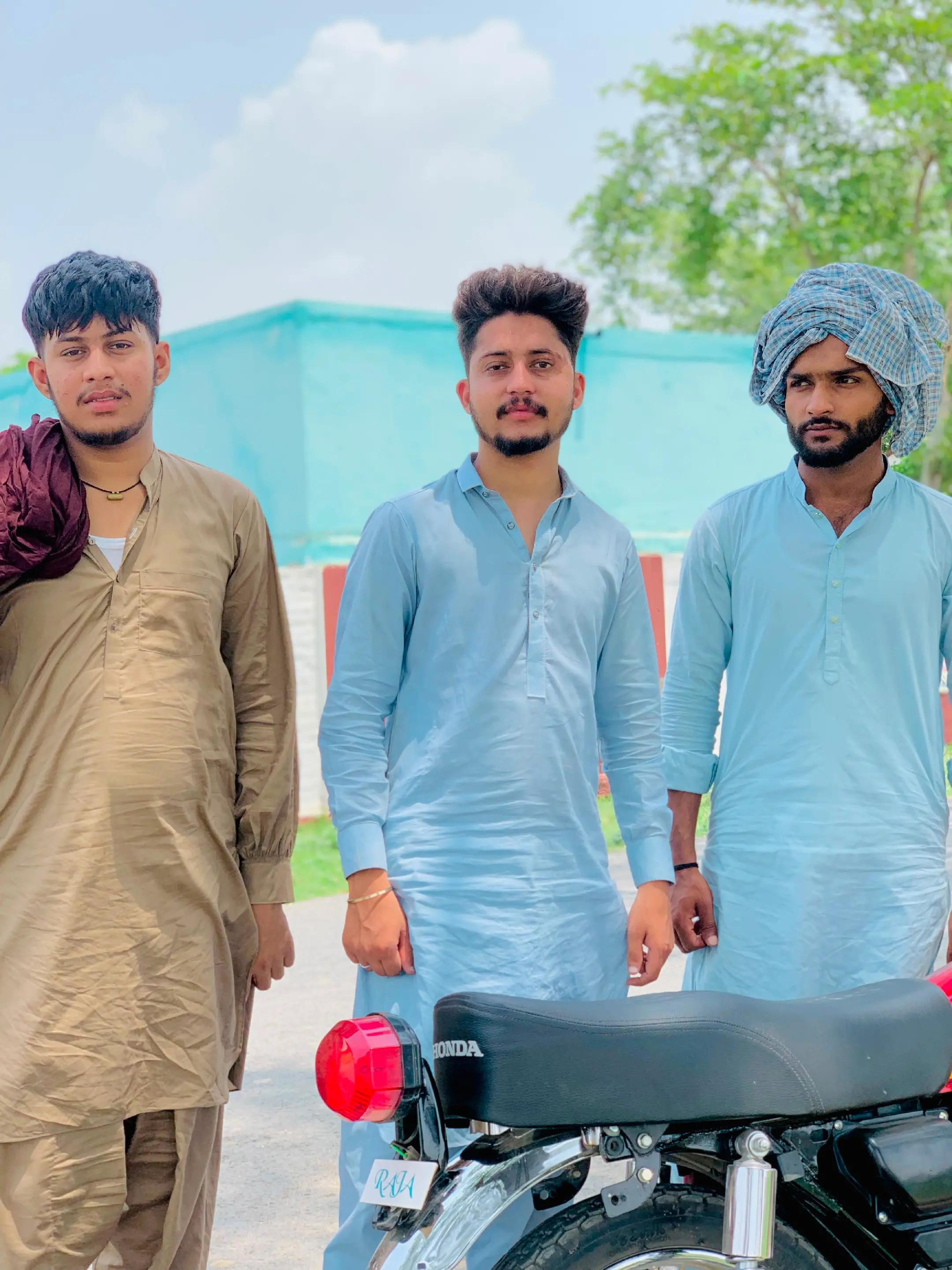 @RAMZAN🔥❤️