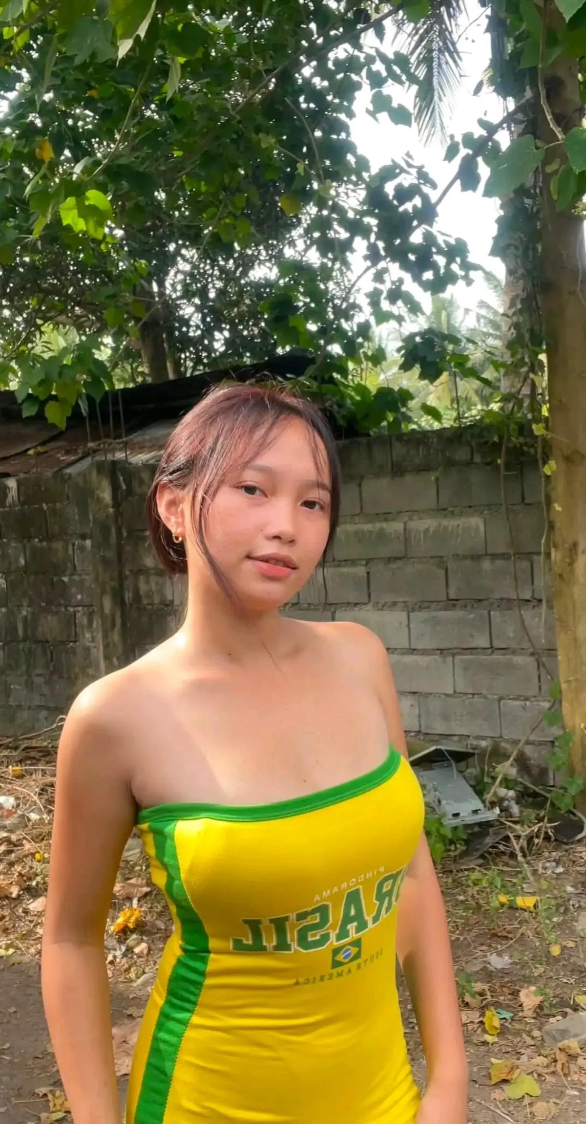 @Dimple💋