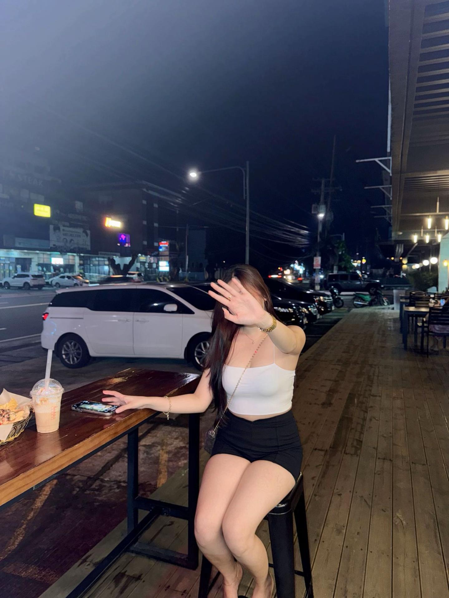 @urhotLove