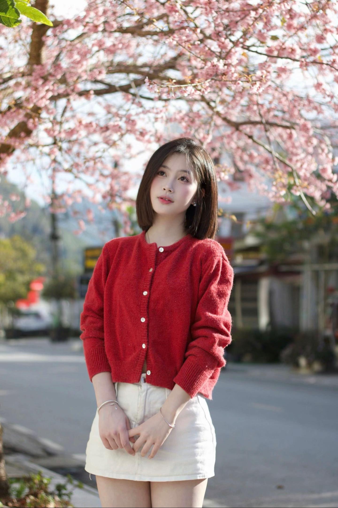 @hắt x&igrave; giả tạo !