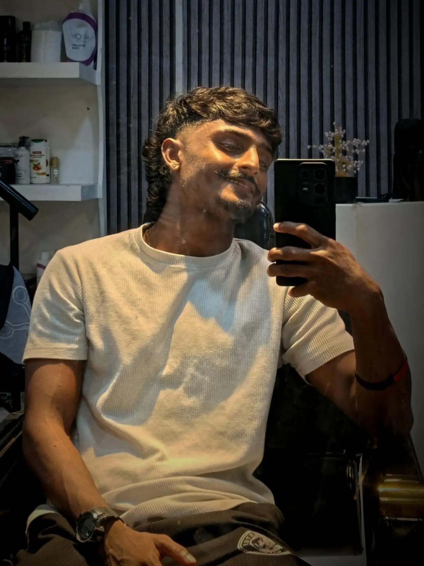 @𝗞 𝗔 𝗩 𝗜 𝗬 𝗔 🥷