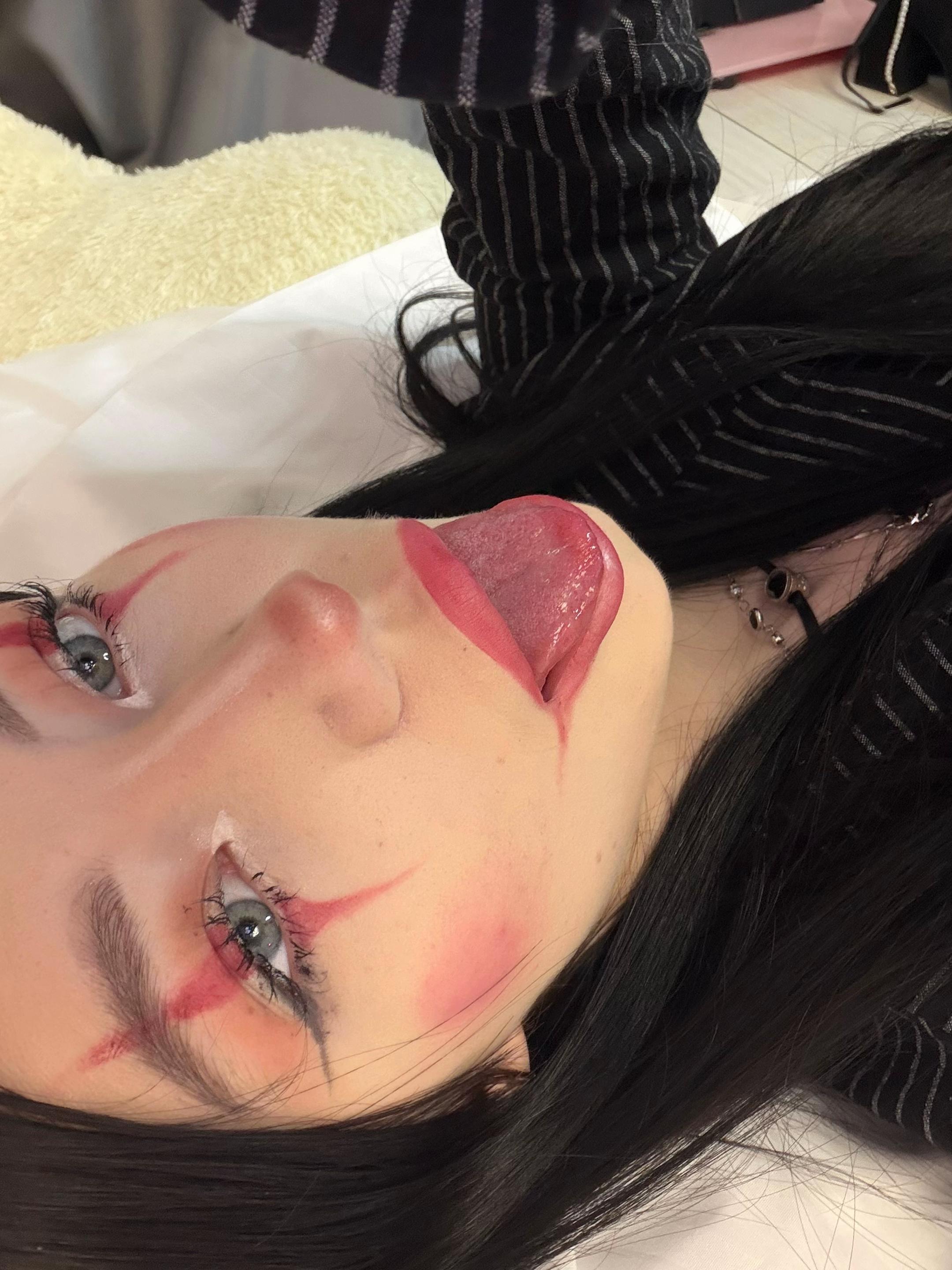 @mia_gothgirl