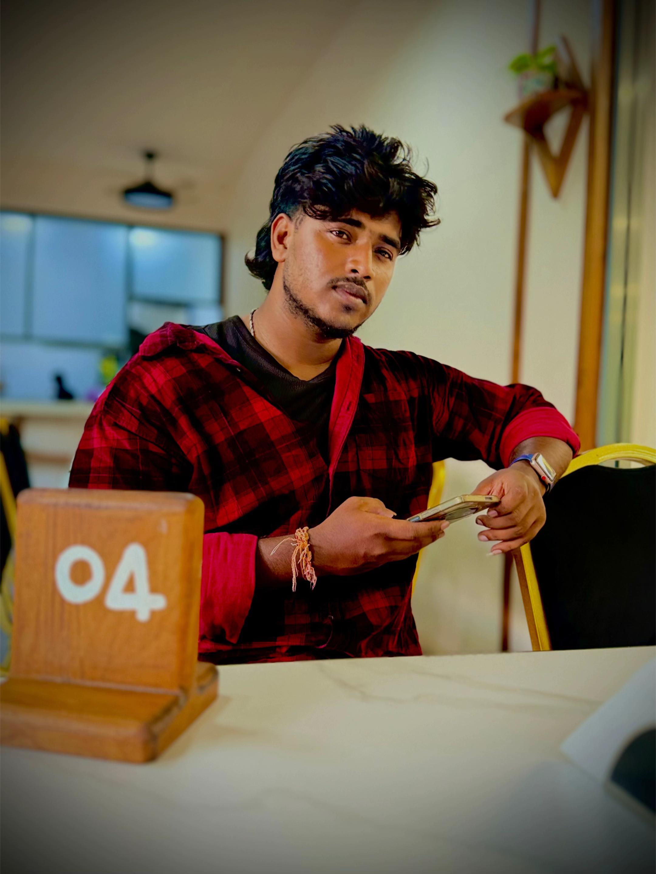 @கெமன் ஷார்ப் 🤘🏻🦭