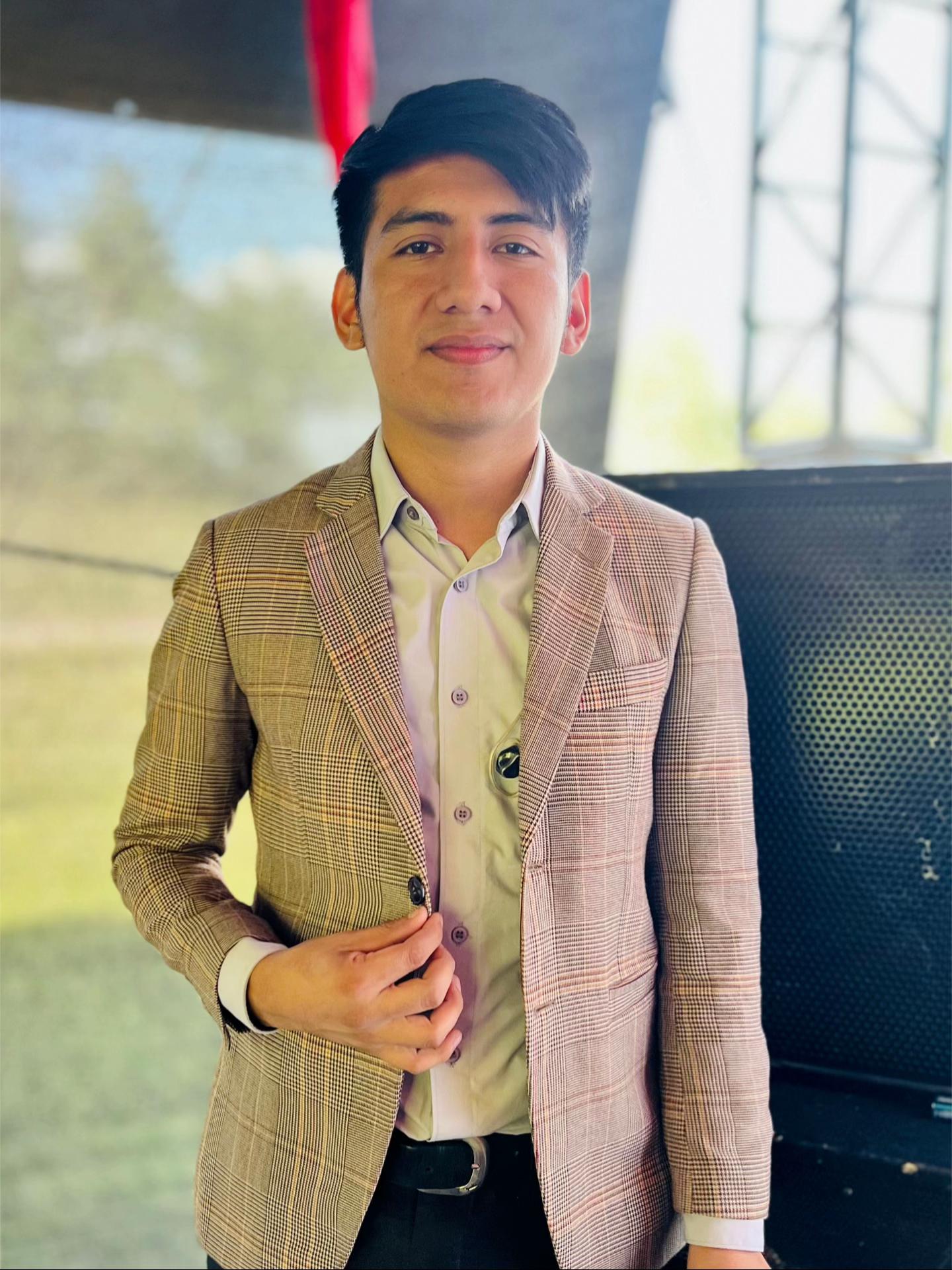 @Rubén Velásquez 🎸