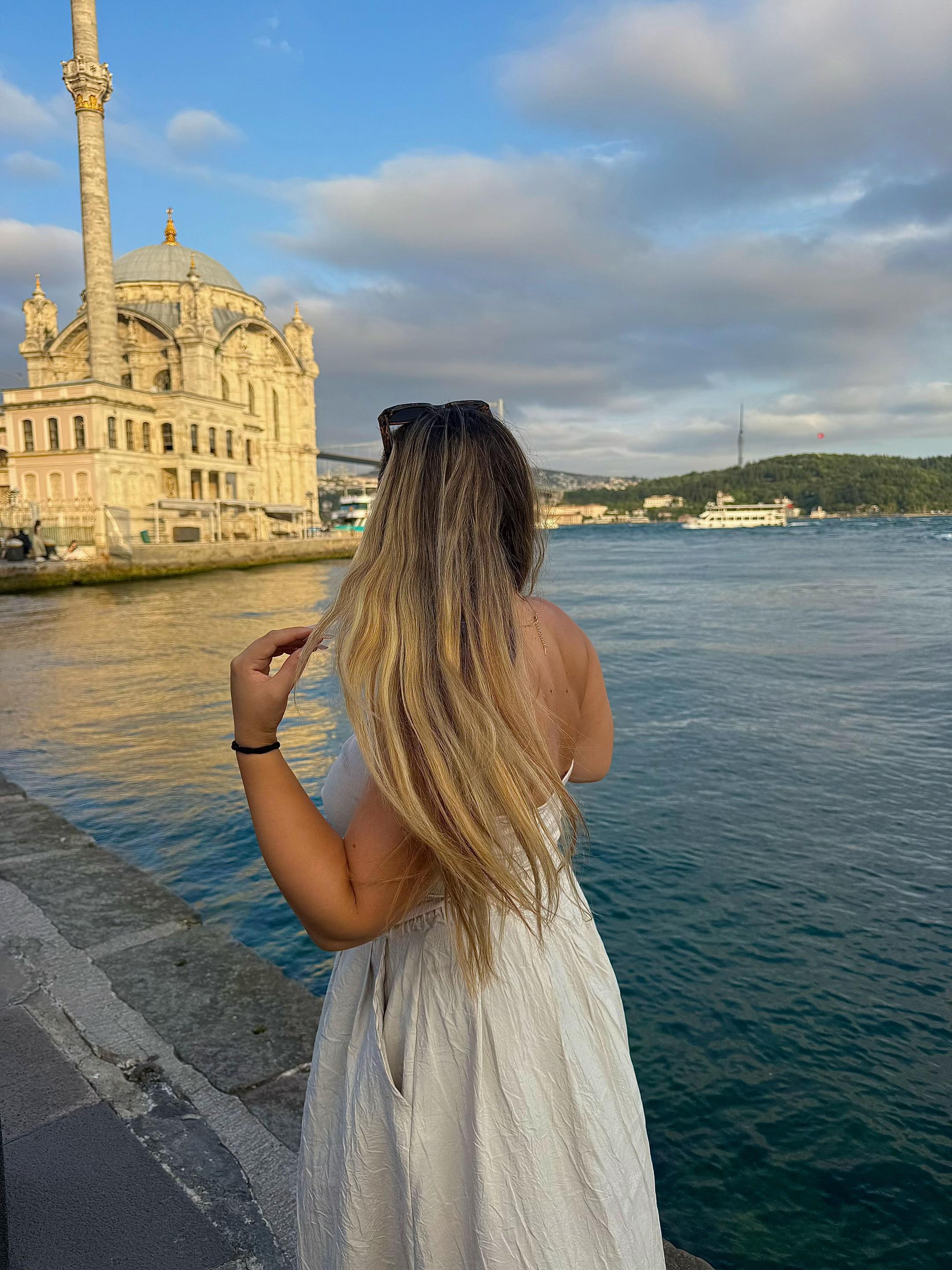 @Raluca Andreea