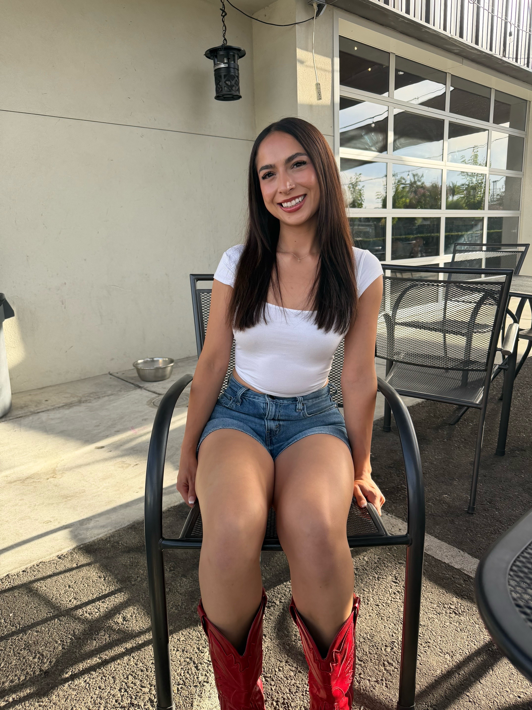 @Mia