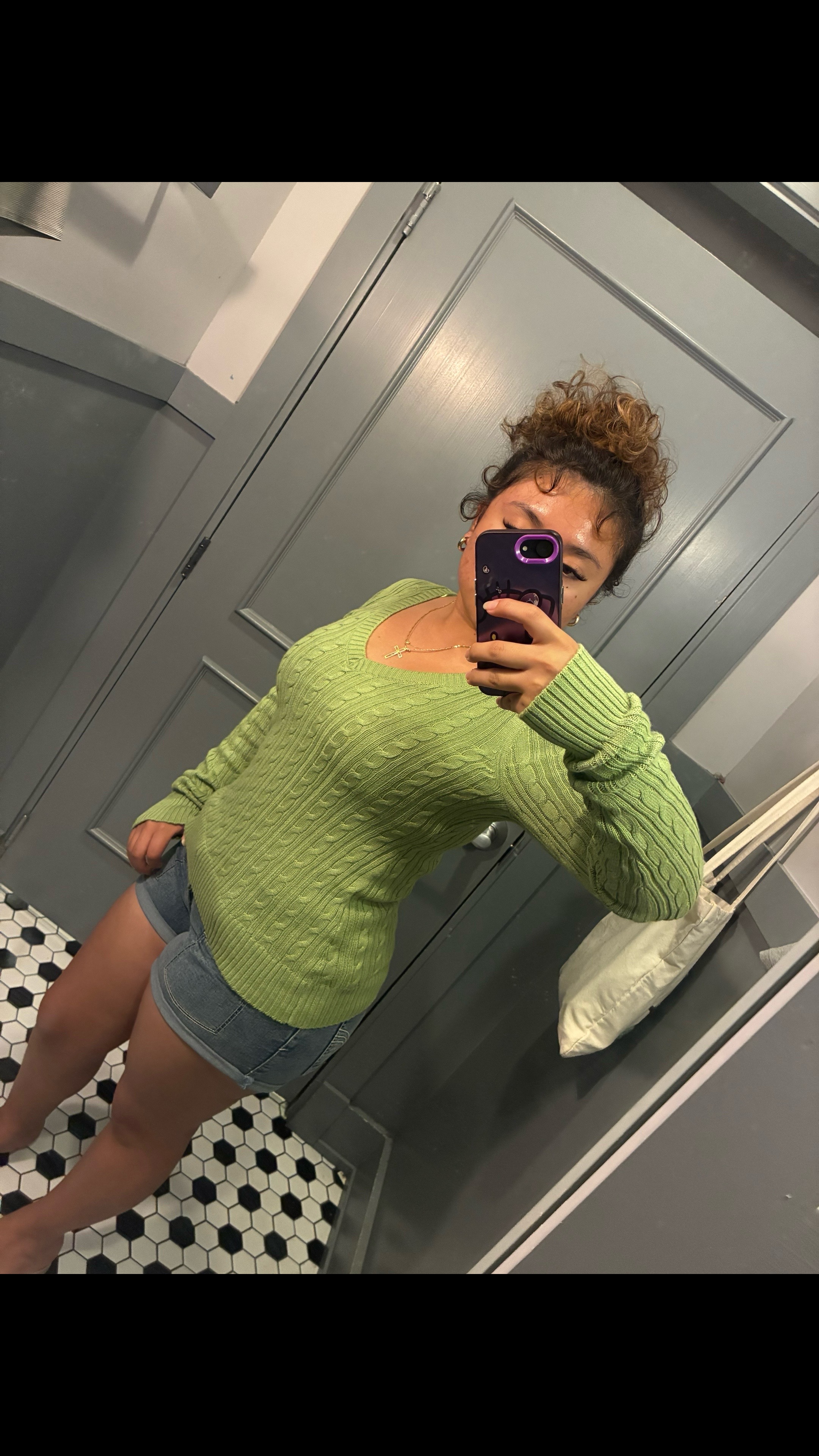 @🦦