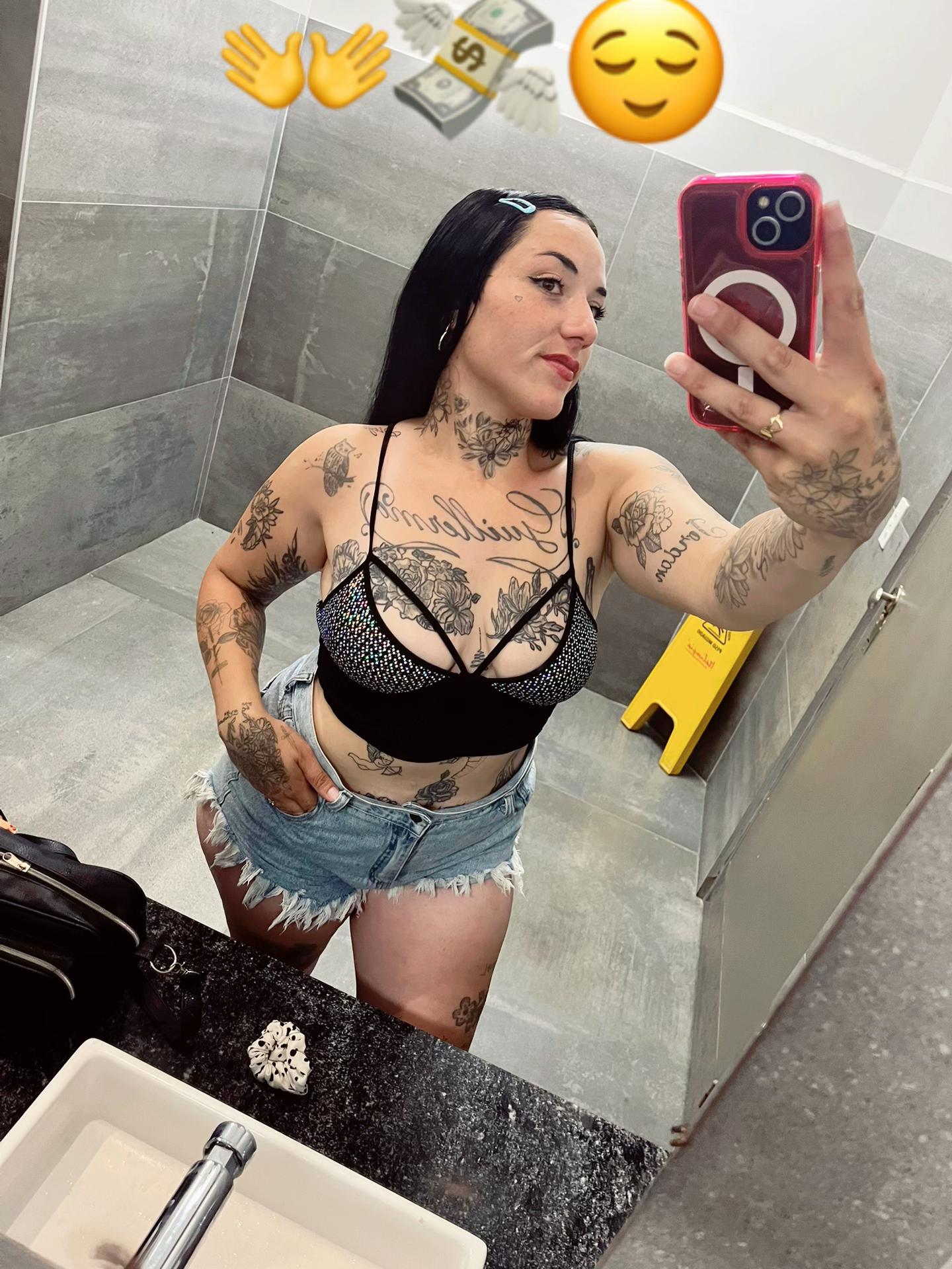 @Ludmila Lizazo