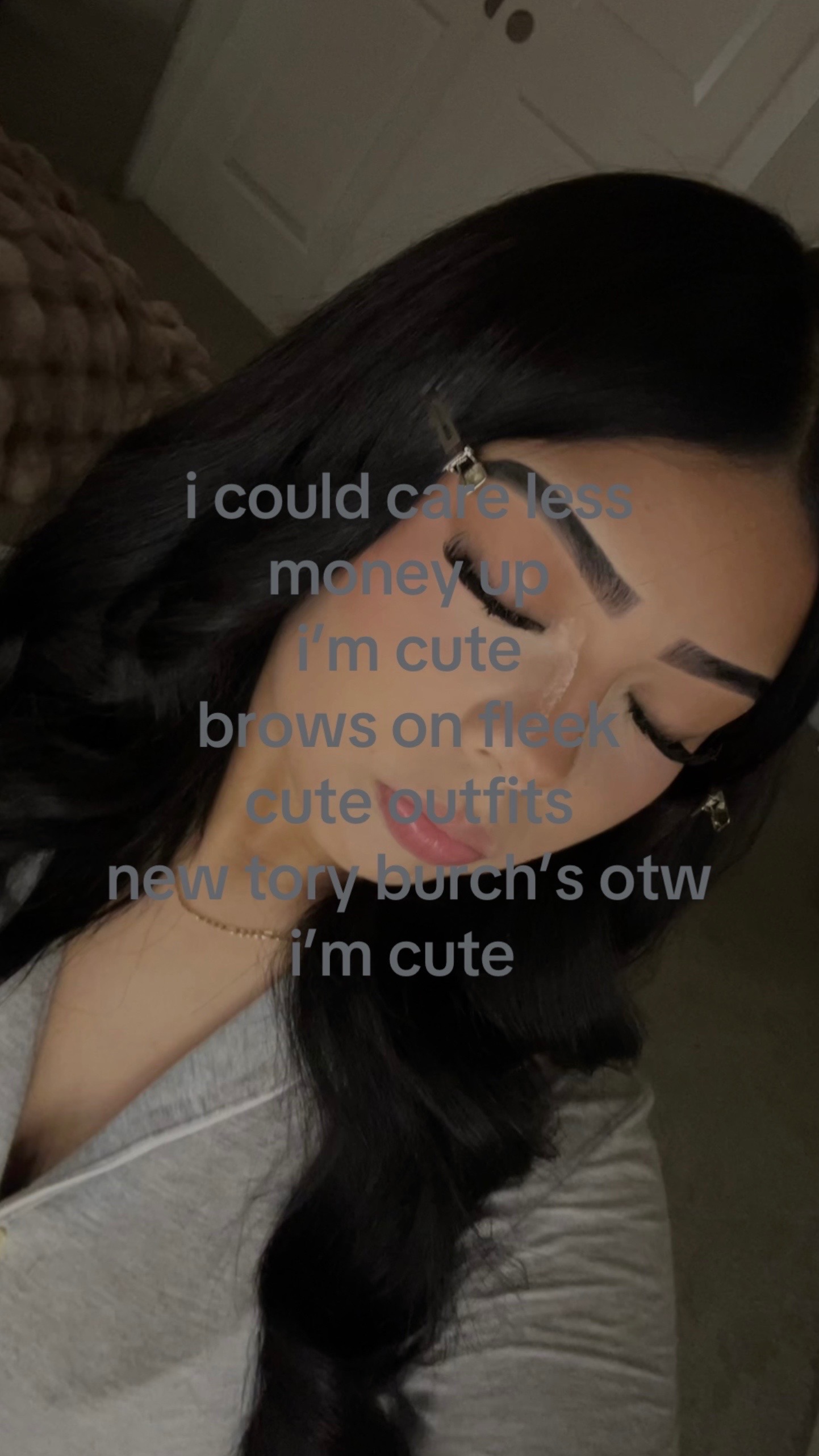 @⃟