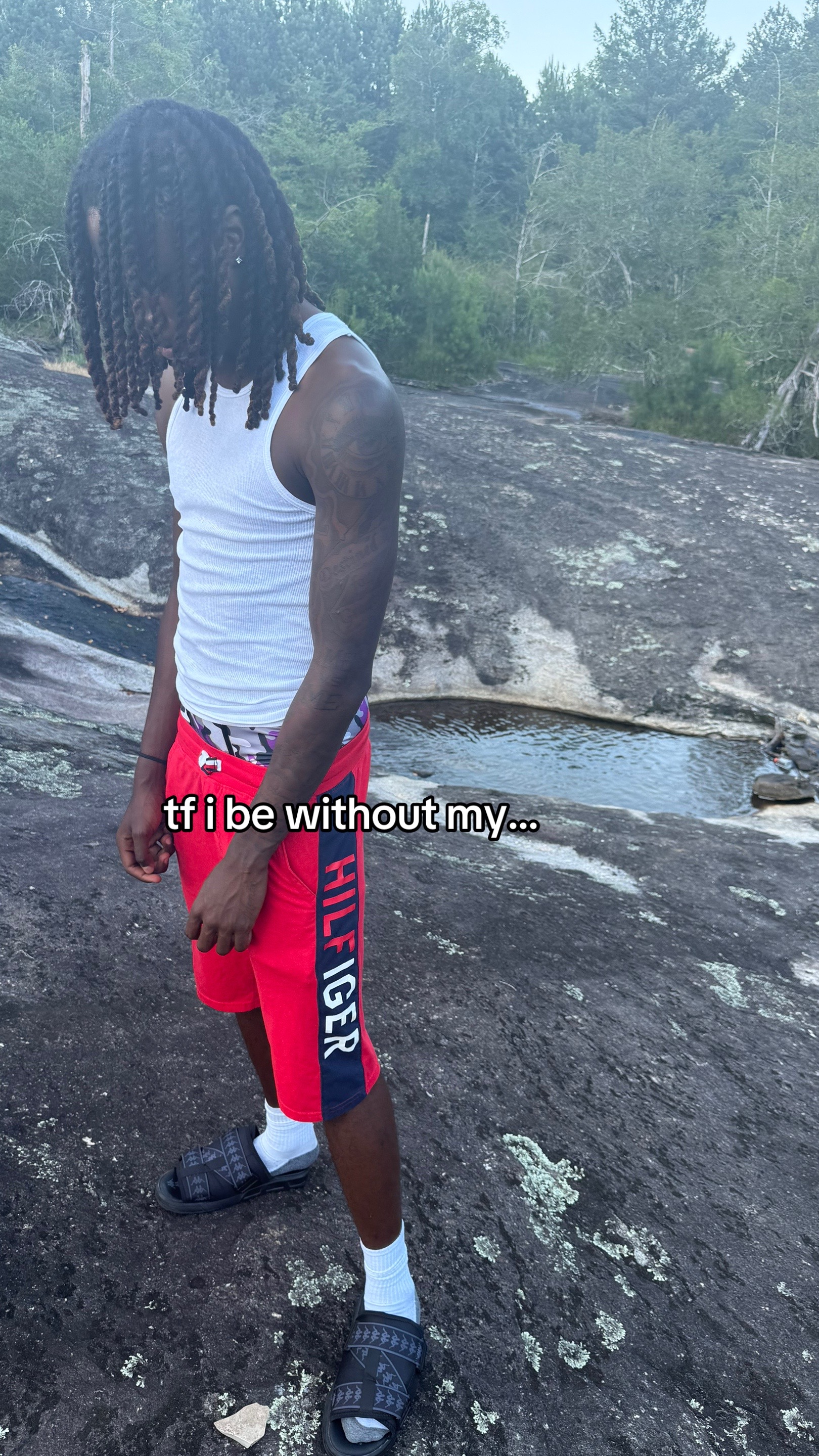 @Tee