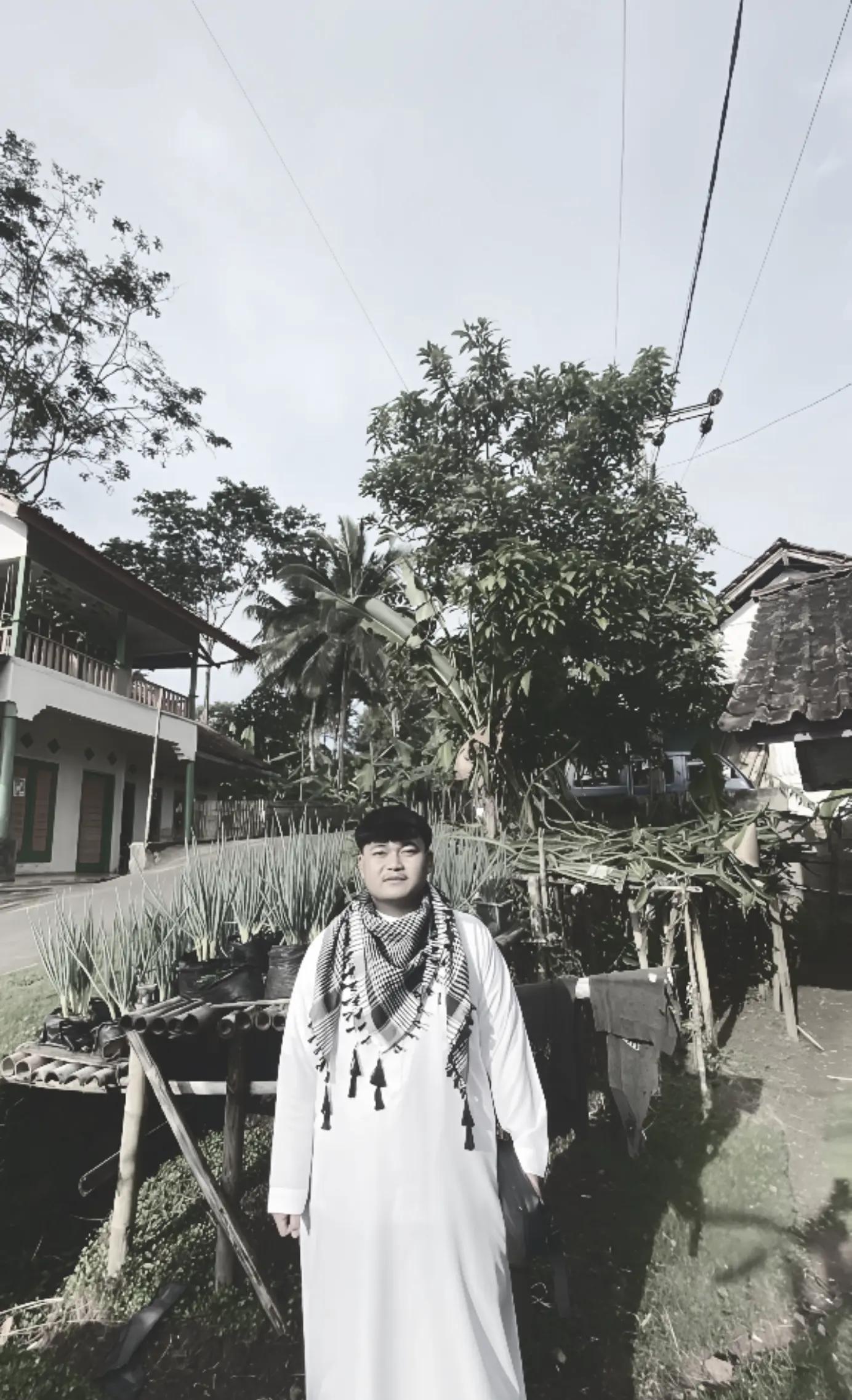 @Pey ๐ฌ๐ฆ