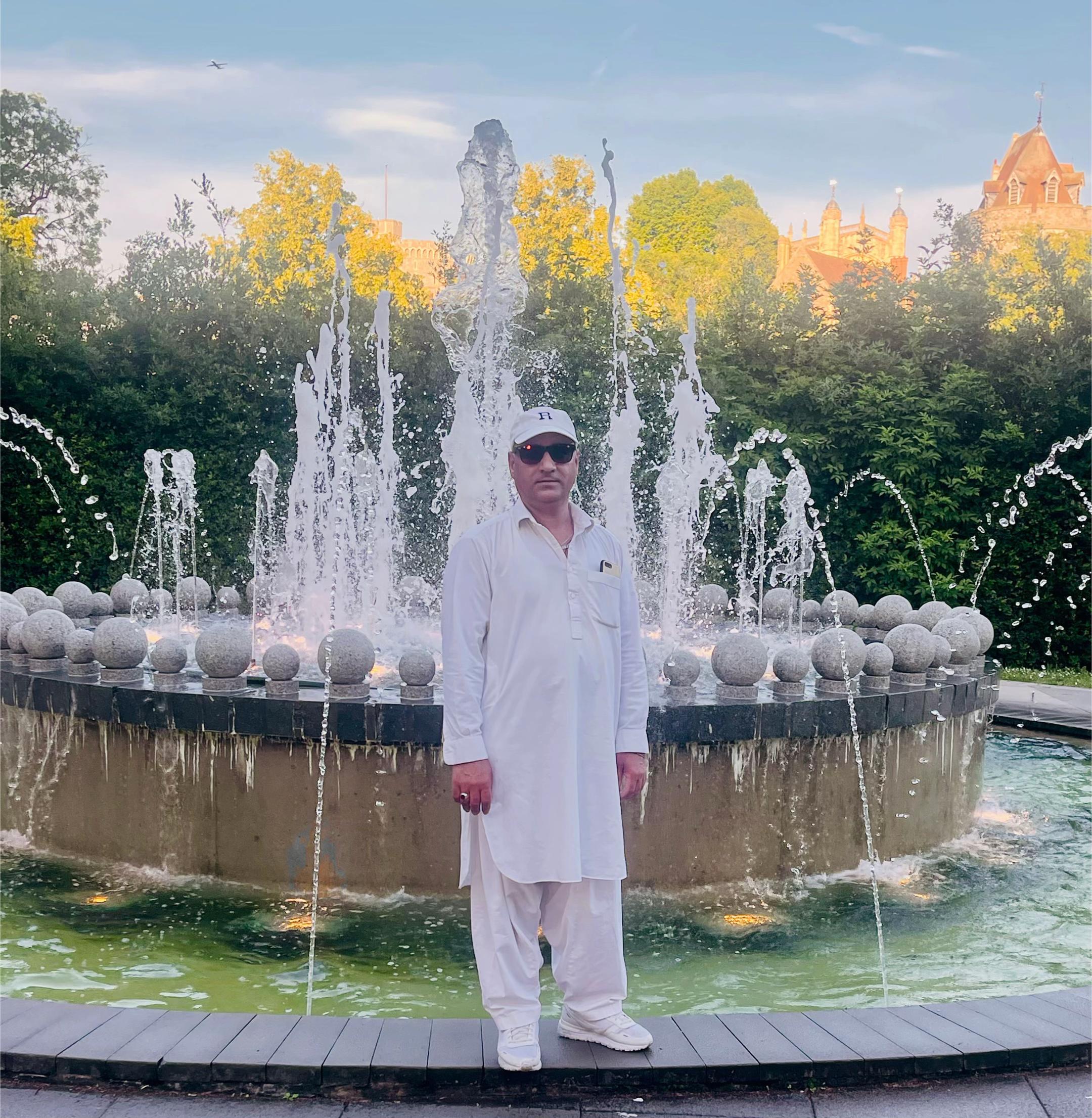 @Raja 𝙆𝙎𝙃𝙈𝙍𝙄 𝙐𝙆🇬🇧