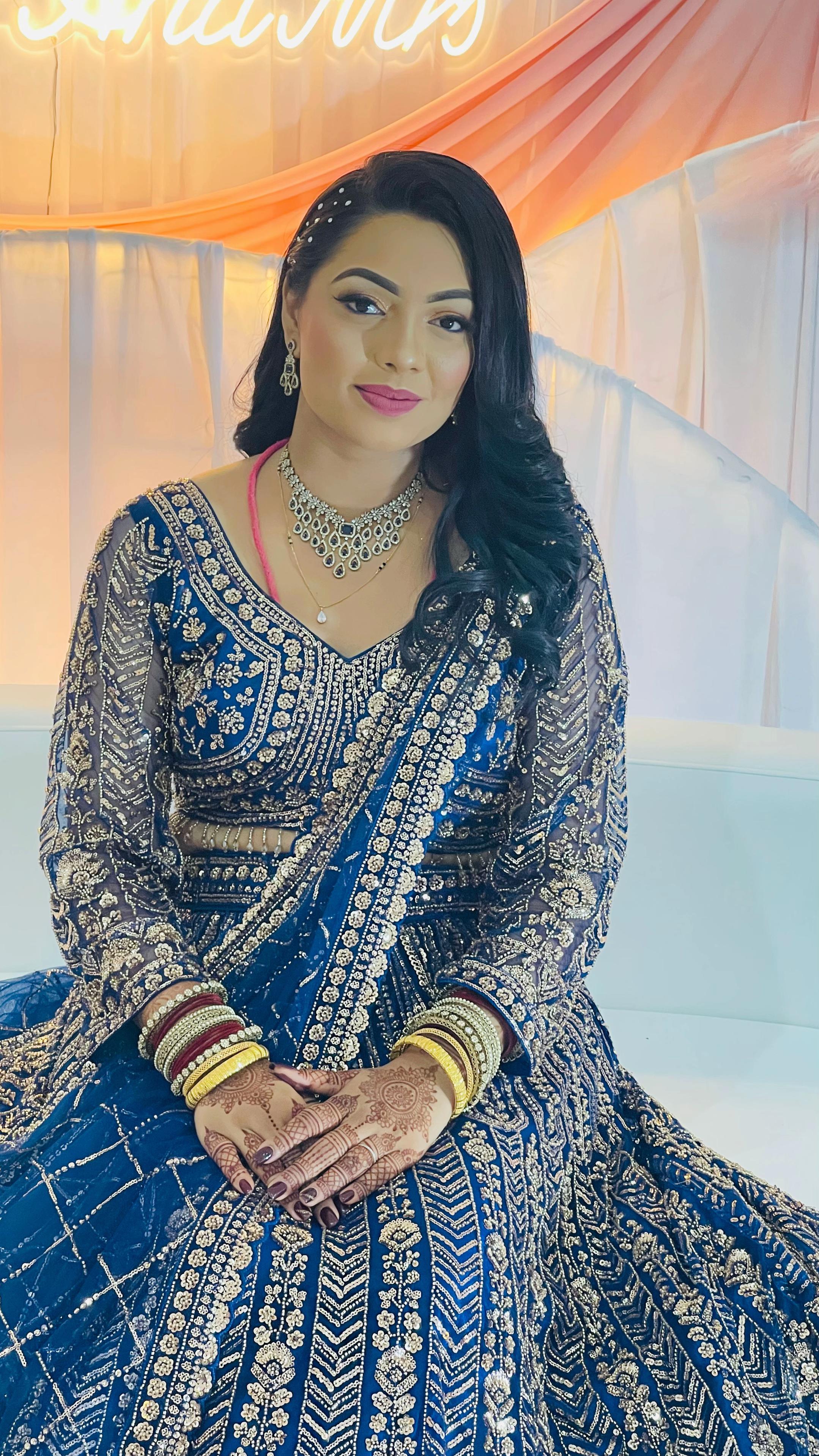 @Navishtamakeupartist