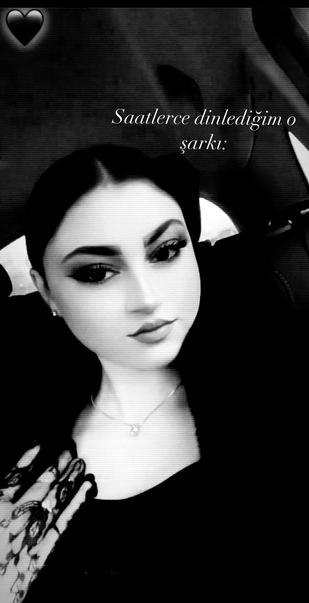 @ℳ𝑒𝓁𝑒𝓀..🪶