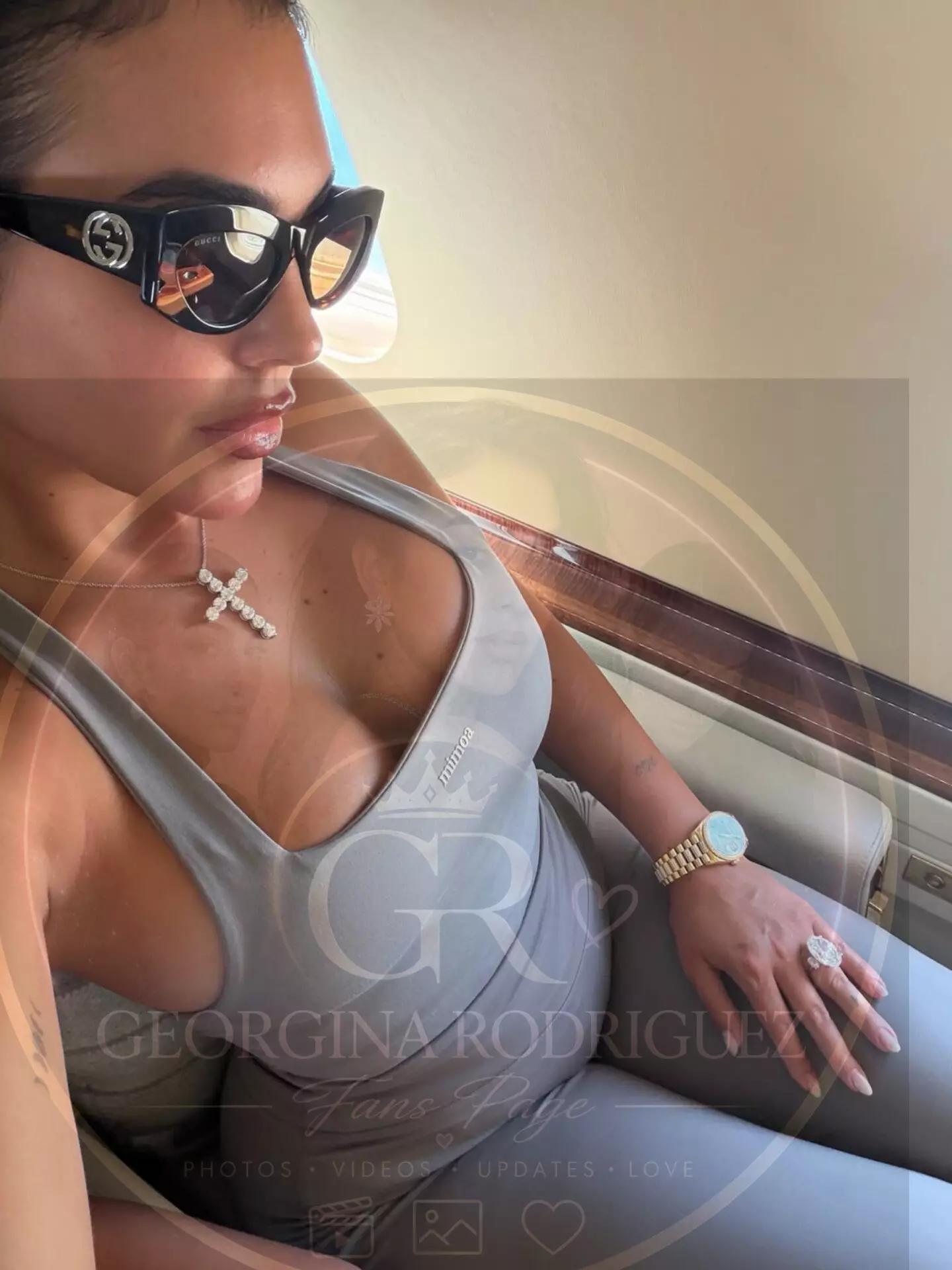 @Georginafans