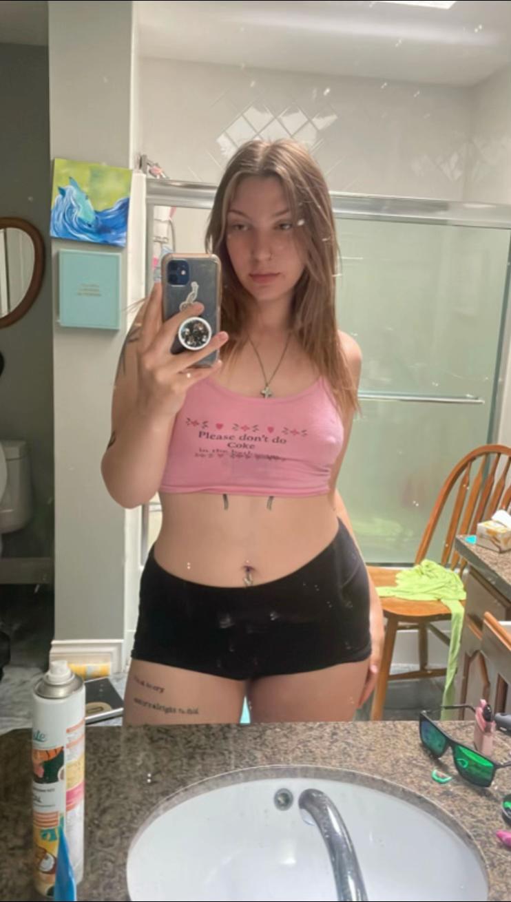 @chloe_devereaux