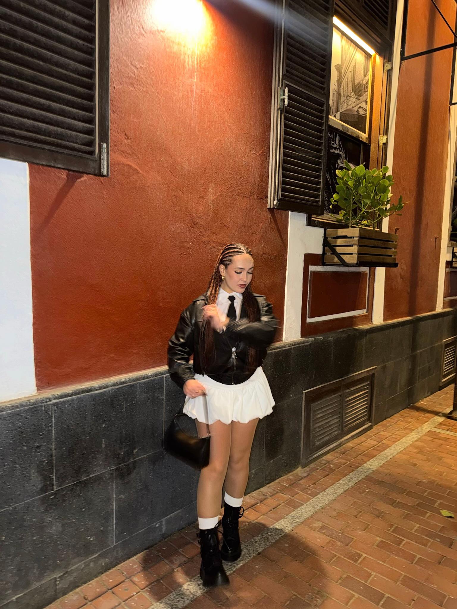 @La Yiiyii