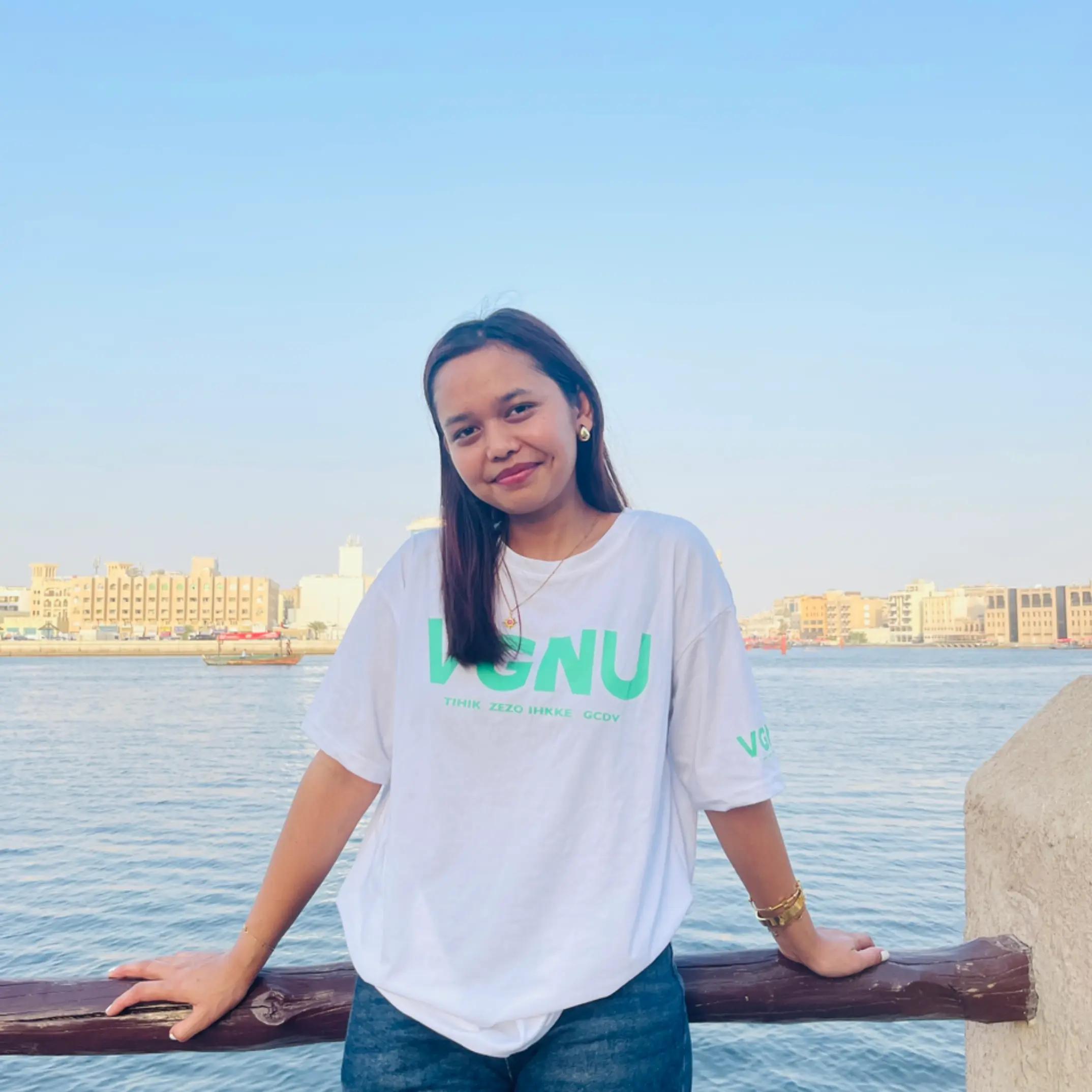 @ಥ_ಥ 🧿🕊️🦚