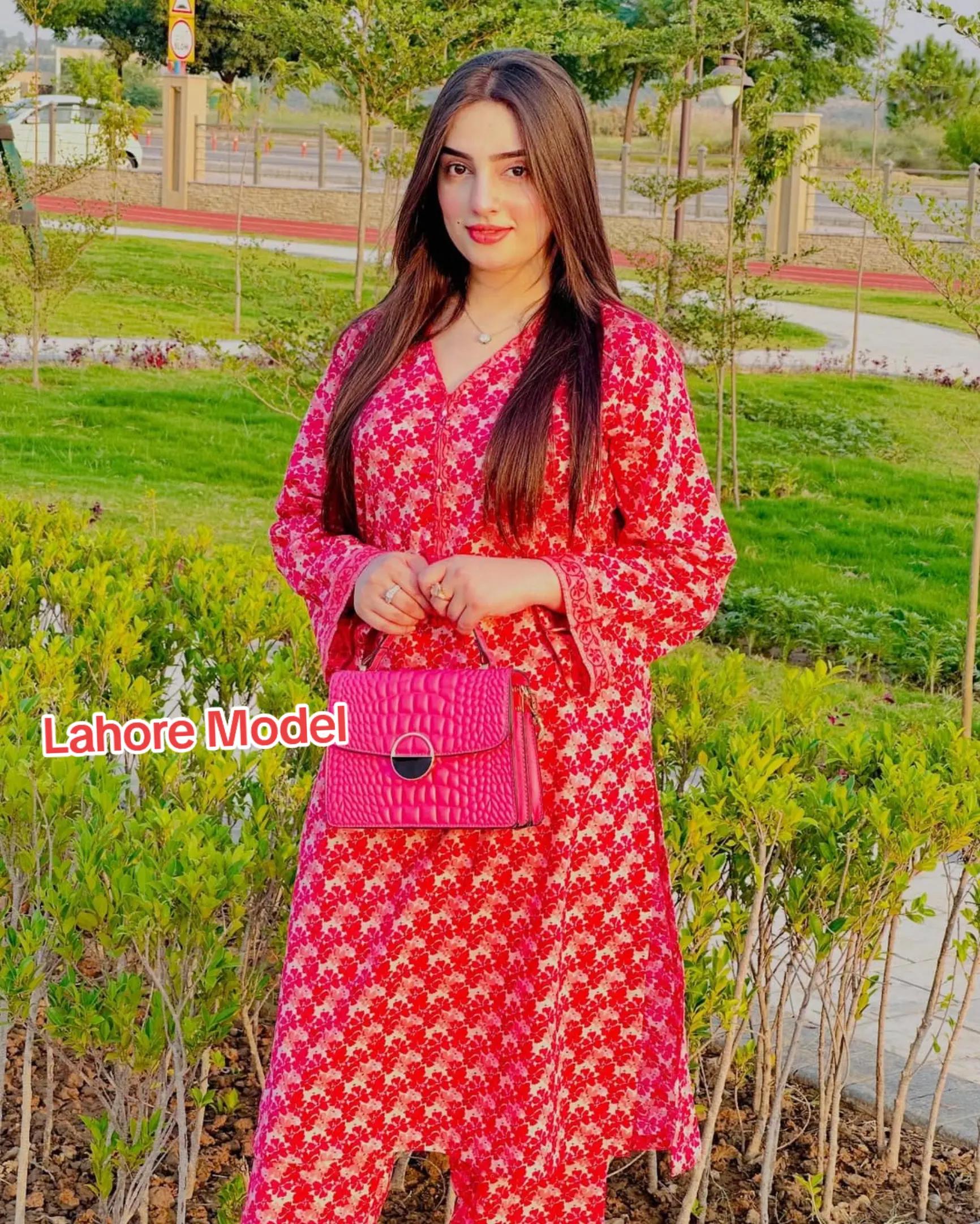 @Lahore Model's