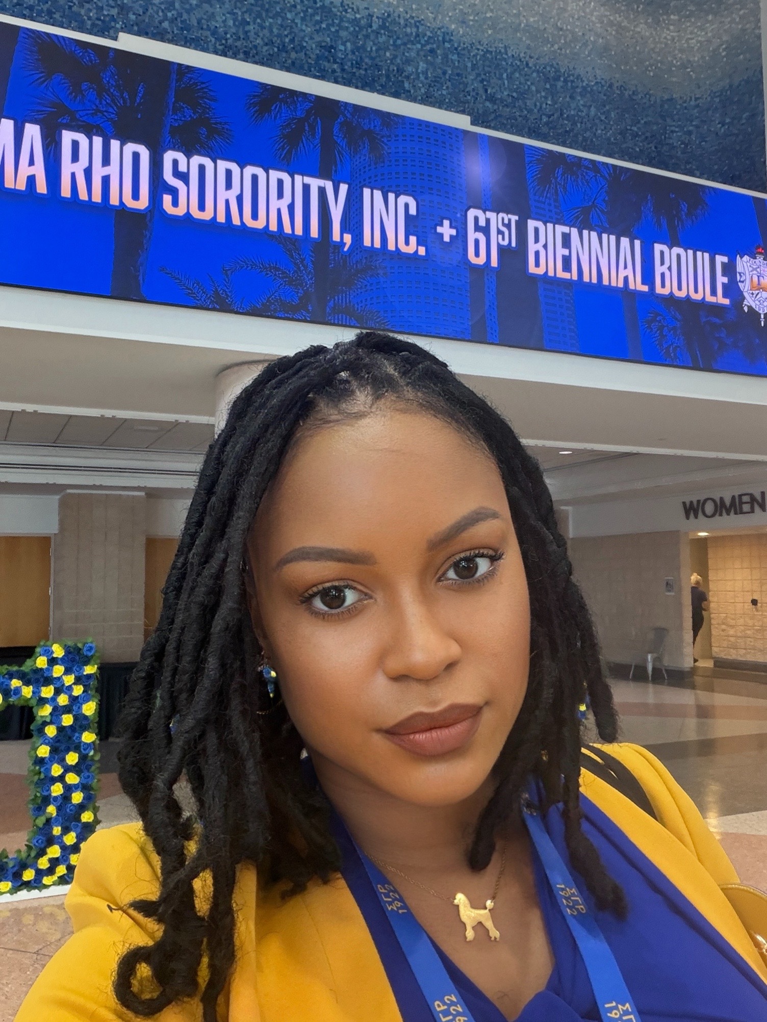 @Creative Σtorm 💙💛
