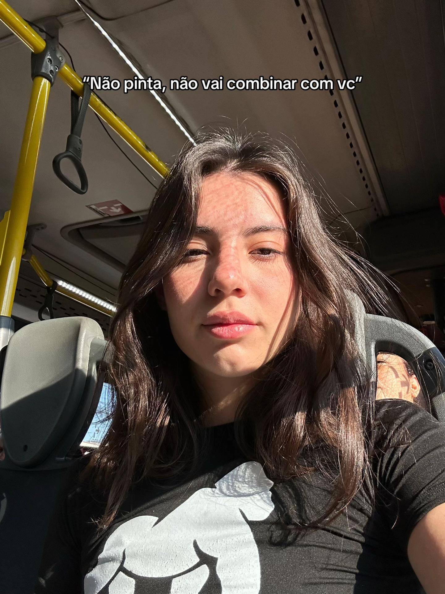 @Rebeca Vitória 💋