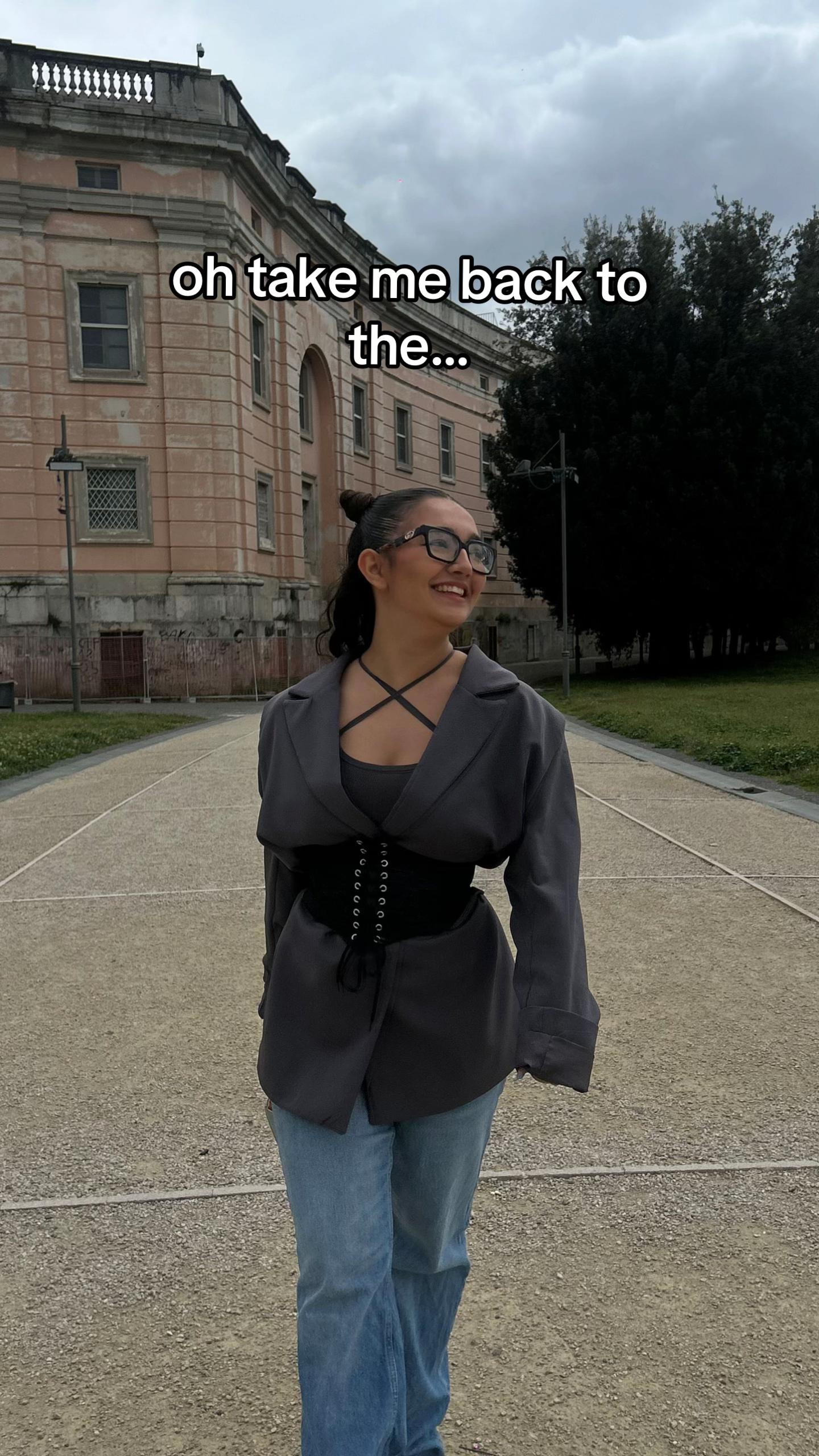 @Kekkaconte
