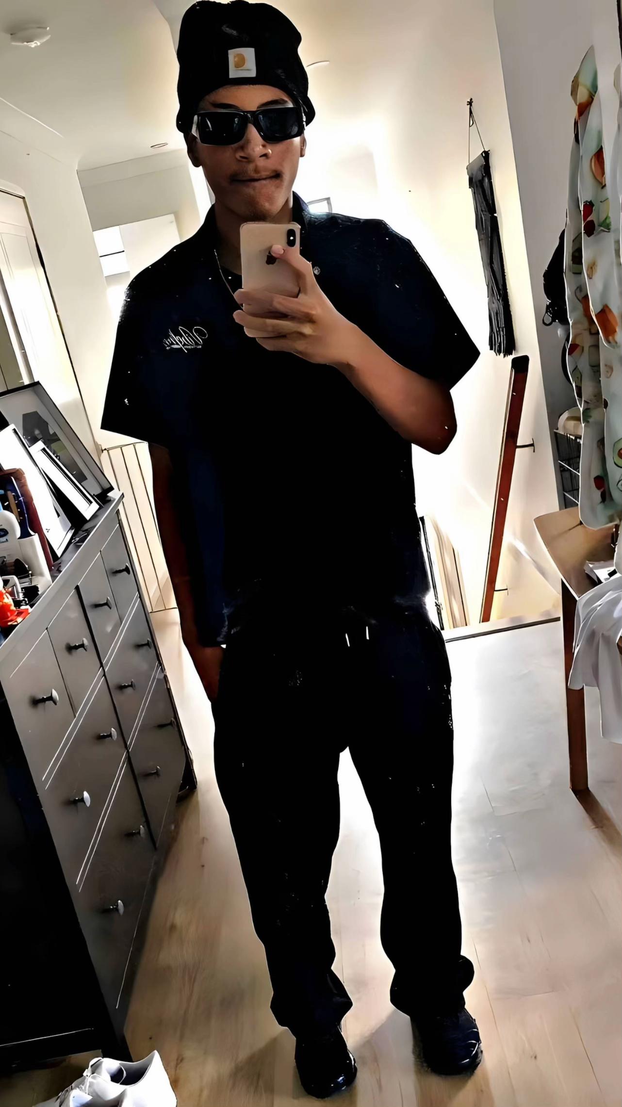 @zebastian.hl