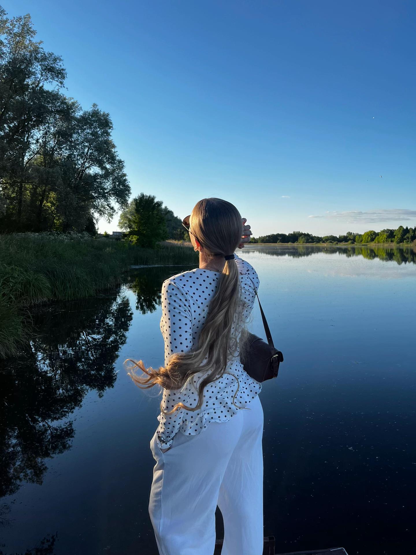 @настя
