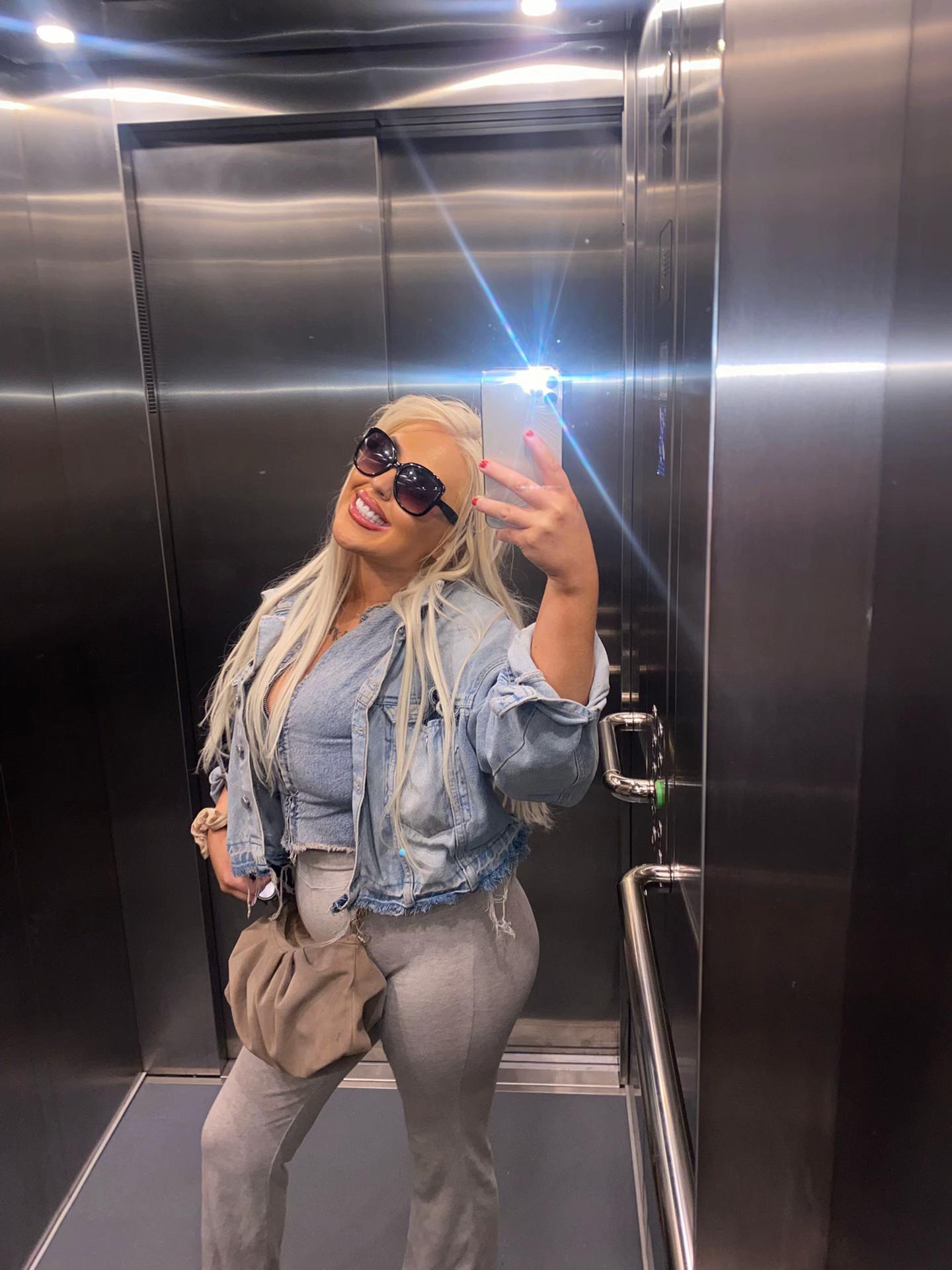 @Alicia22_xx