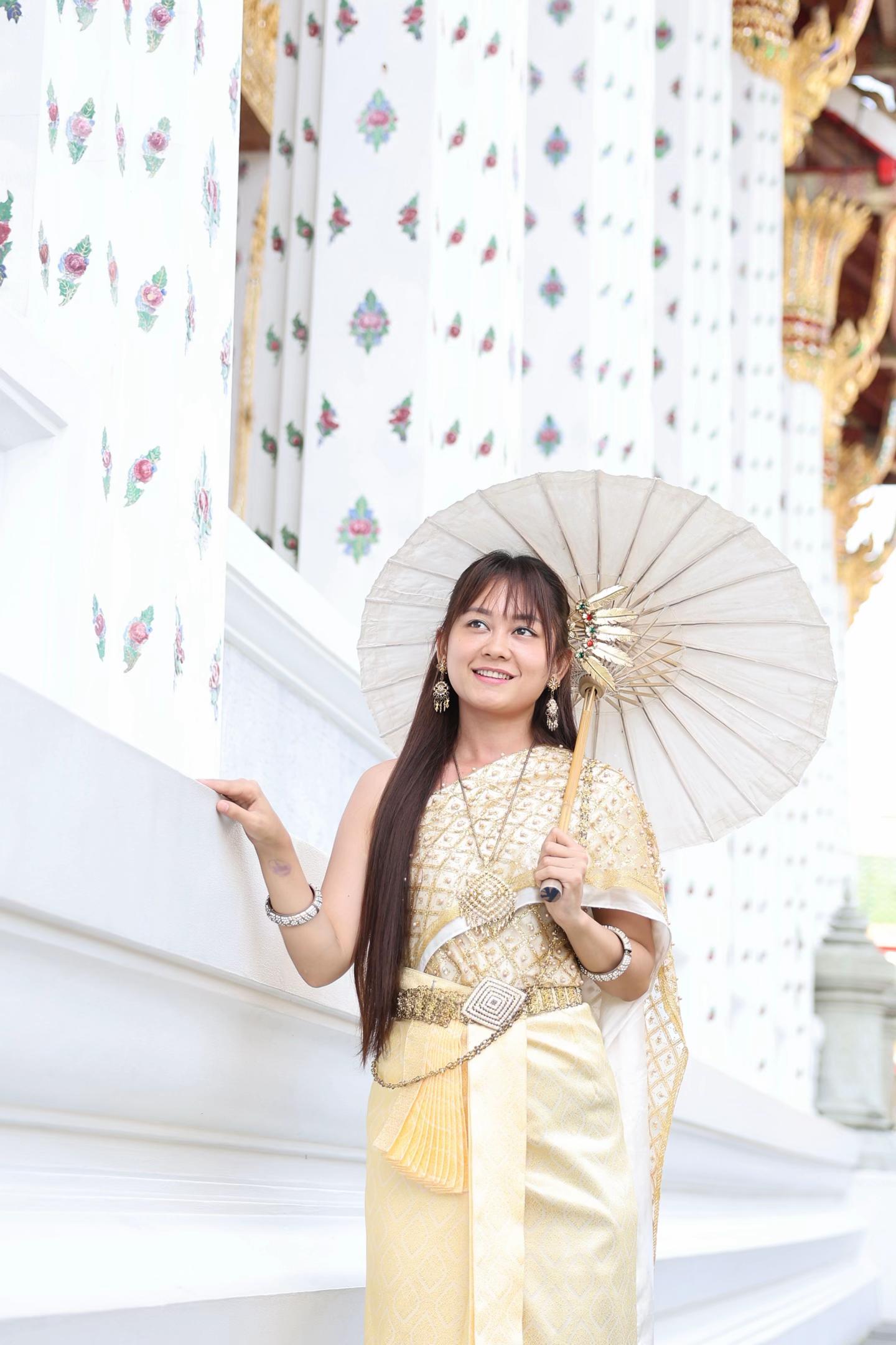 @🦋Moe🦋 (Official)🇹🇭