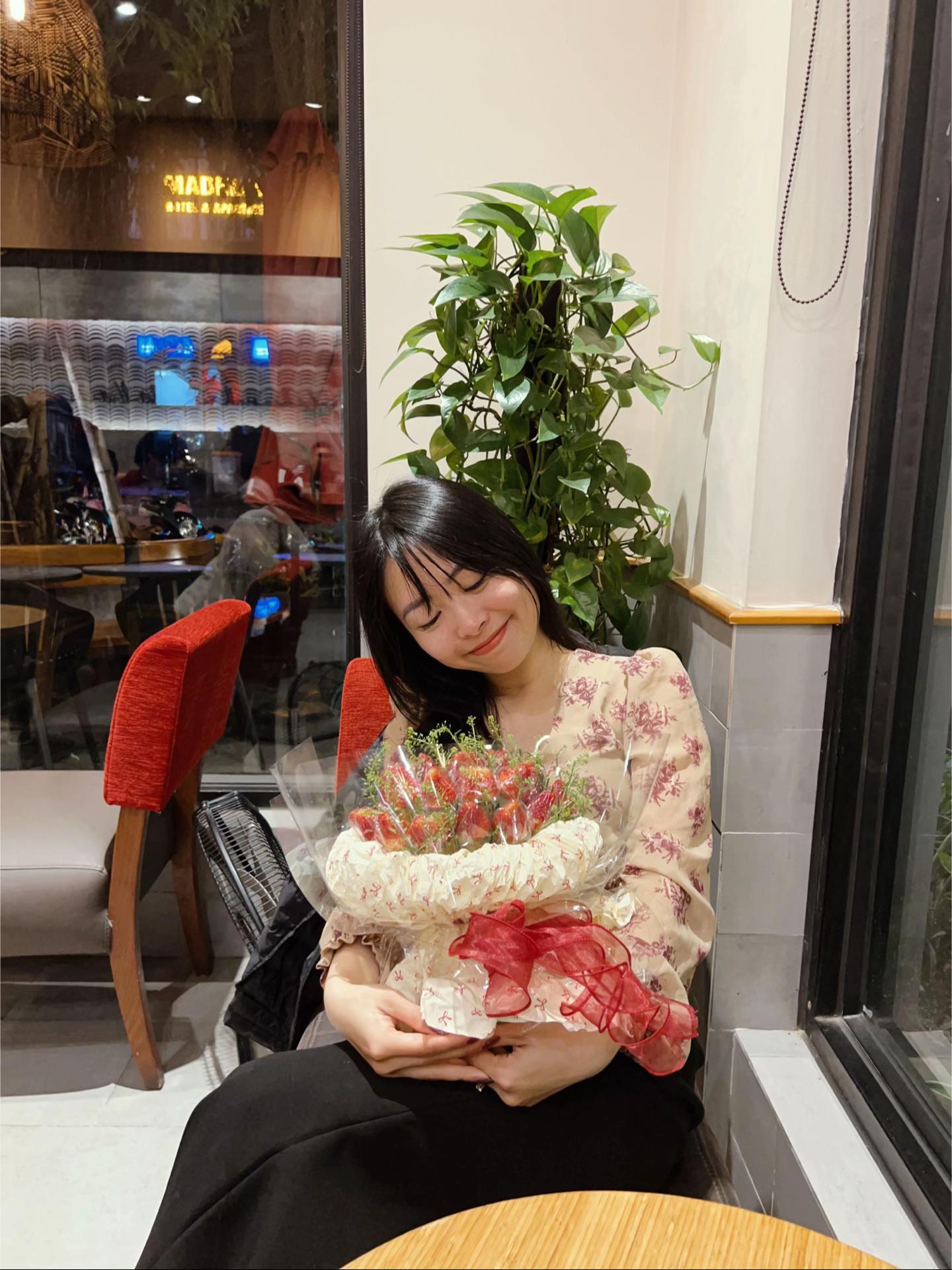 @Ẻm 🐛 hạnh ph&uacute;c 🐛