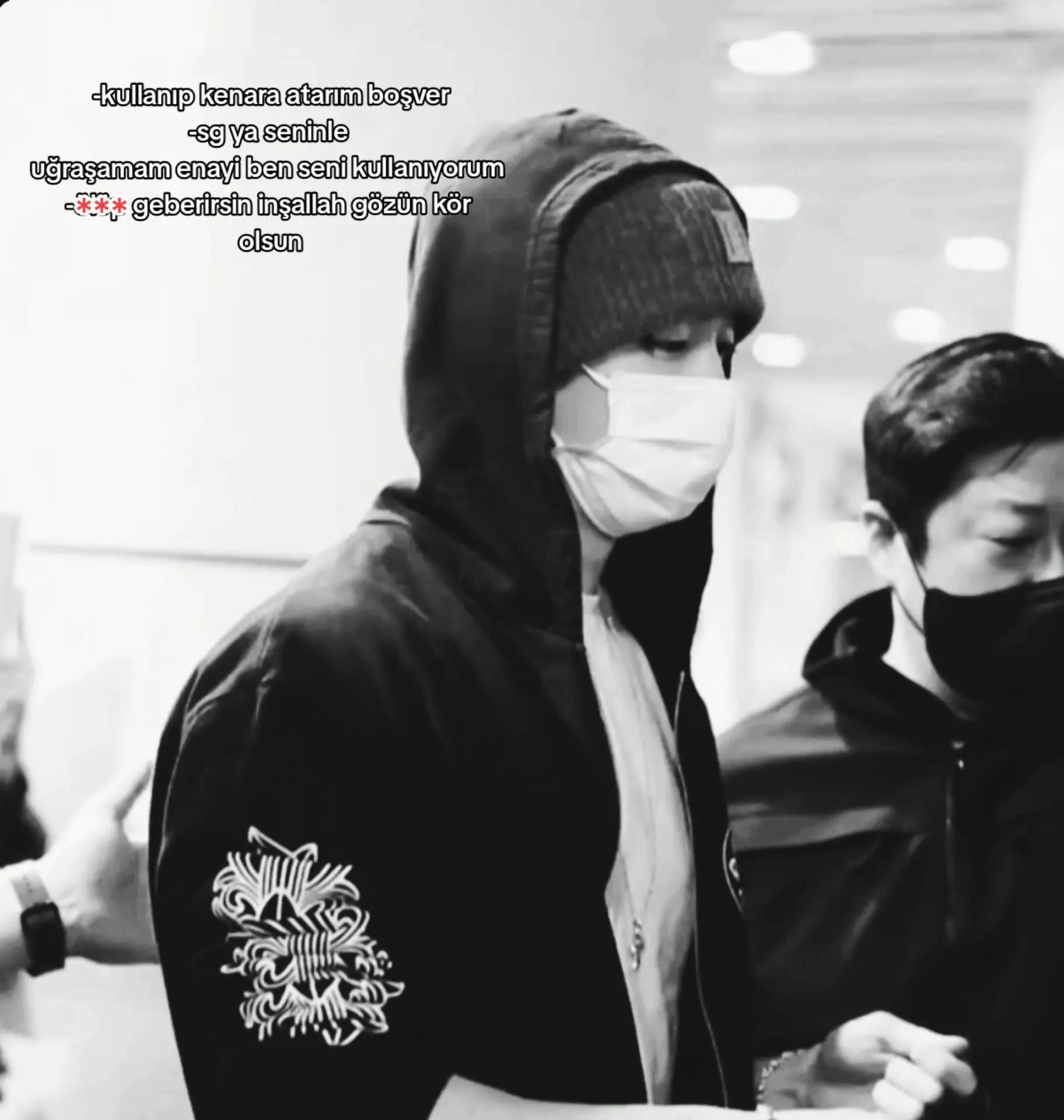 @⋆˚𝜗✨°bangchanlixx°✨ 𝜚˚⋆