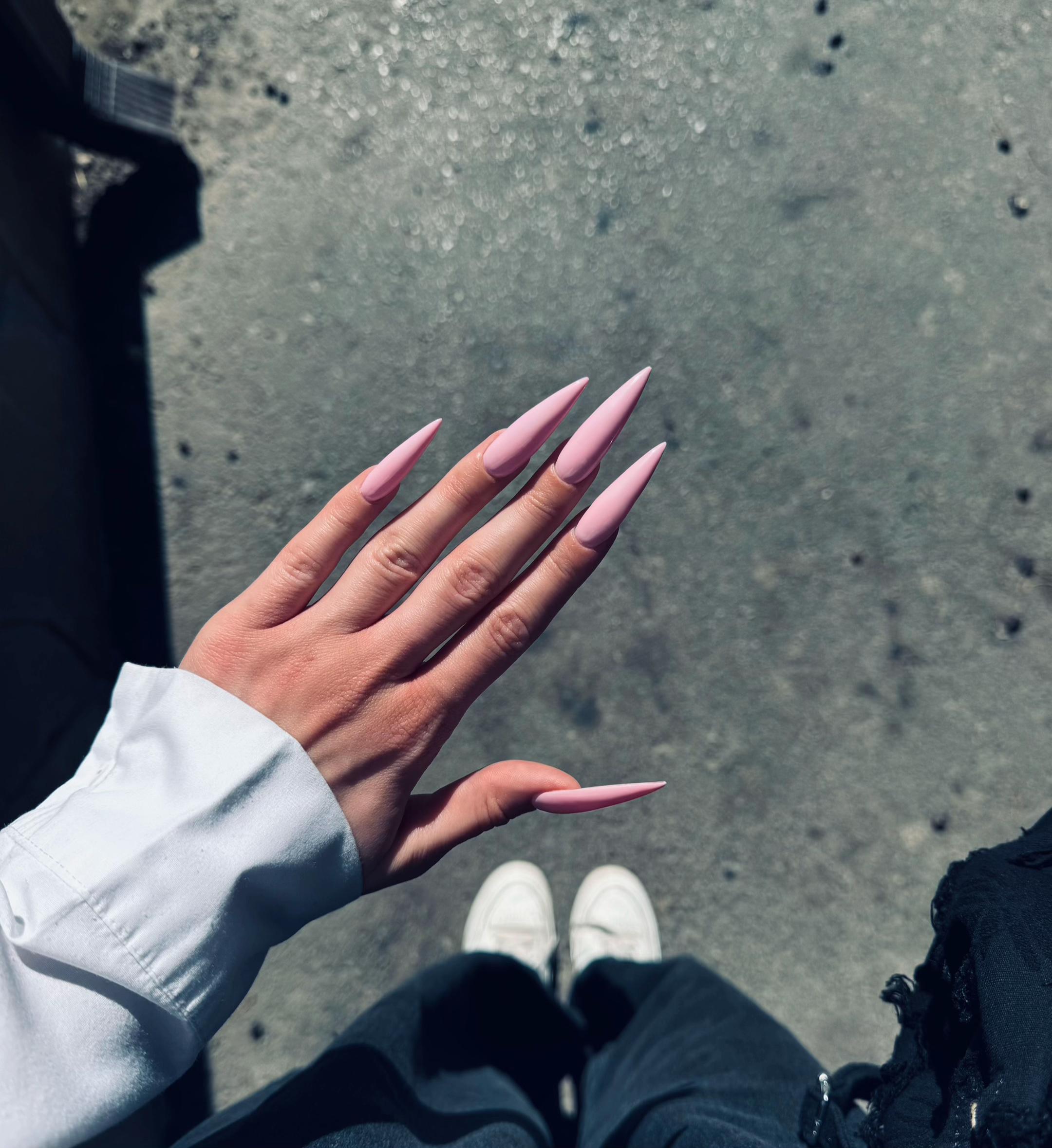 @лили