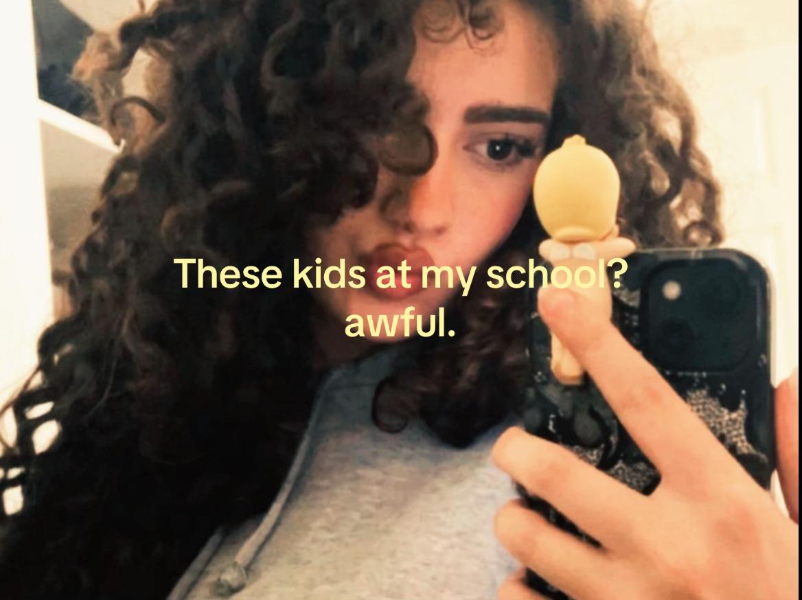 @✰𝐺𝑎𝑖𝑎🦒