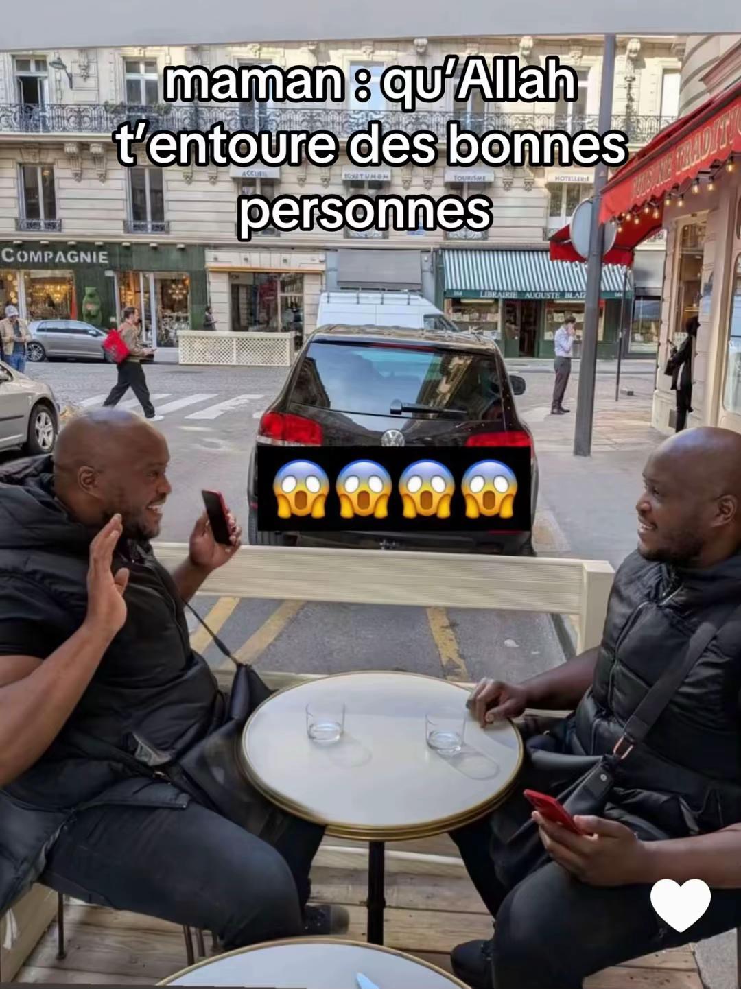 @𓆉