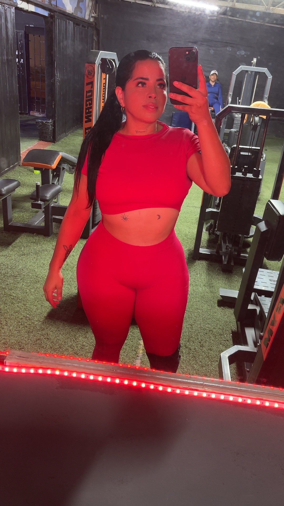 @Neysideluxe